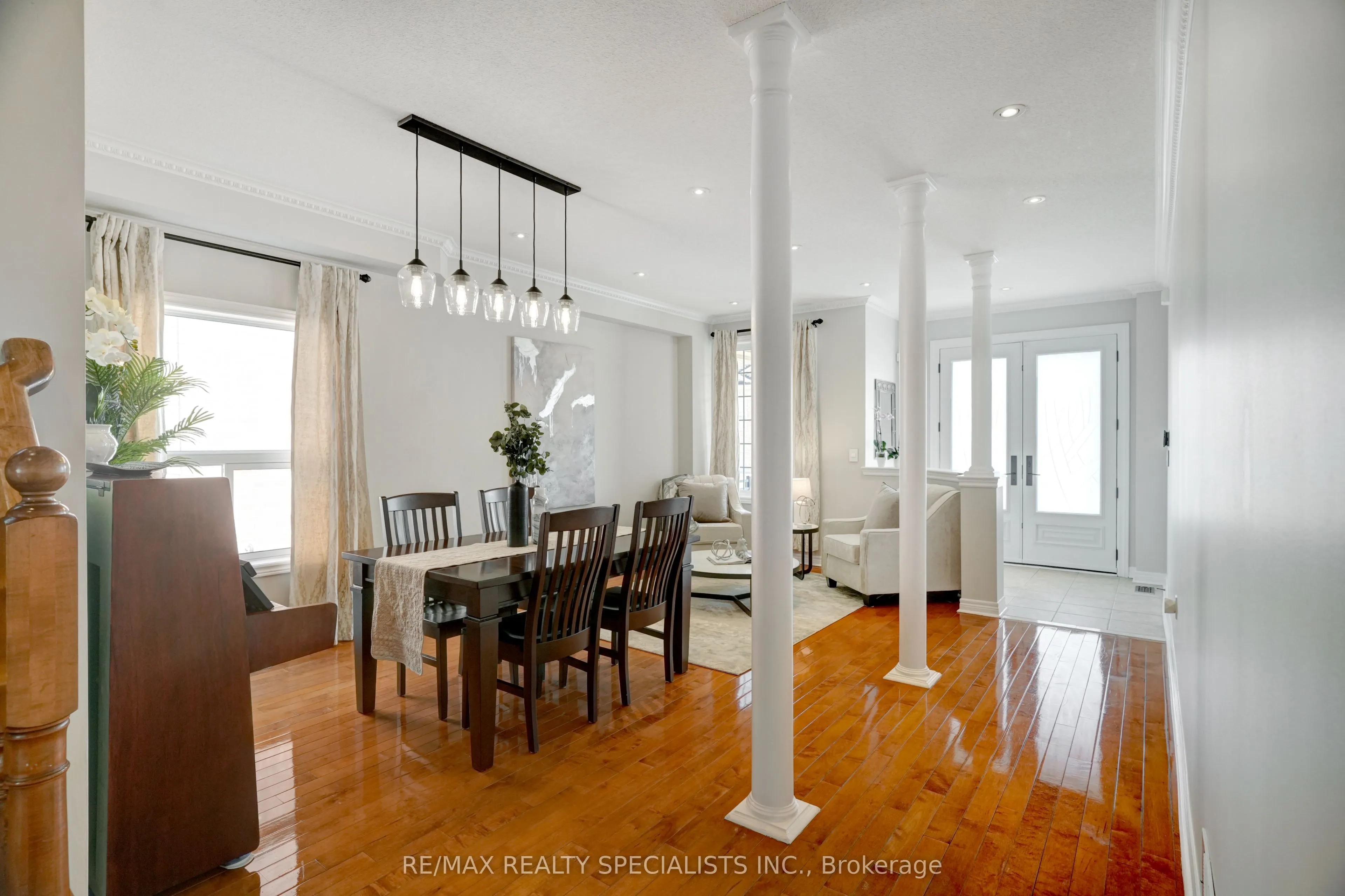 104 Earlsbridge Boulevard