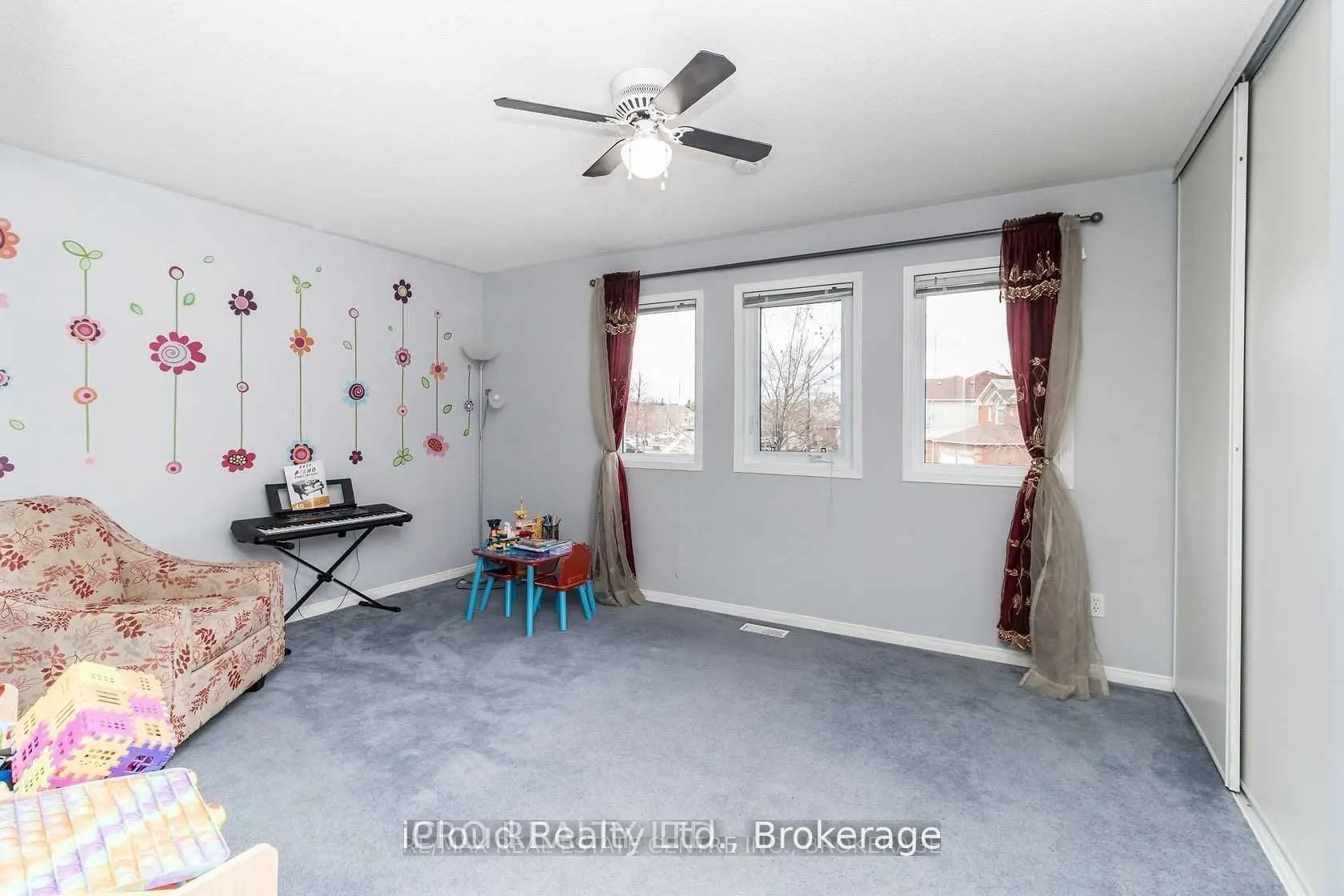 40 Muirland Crescent