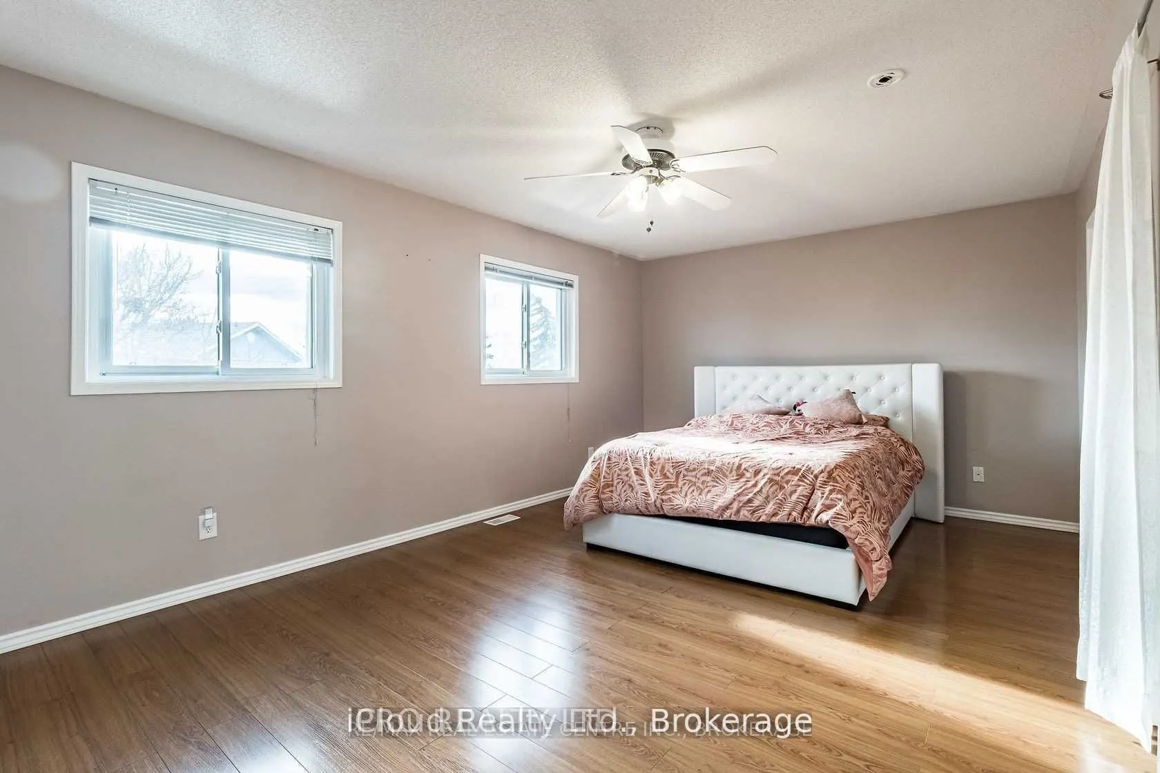 40 Muirland Crescent