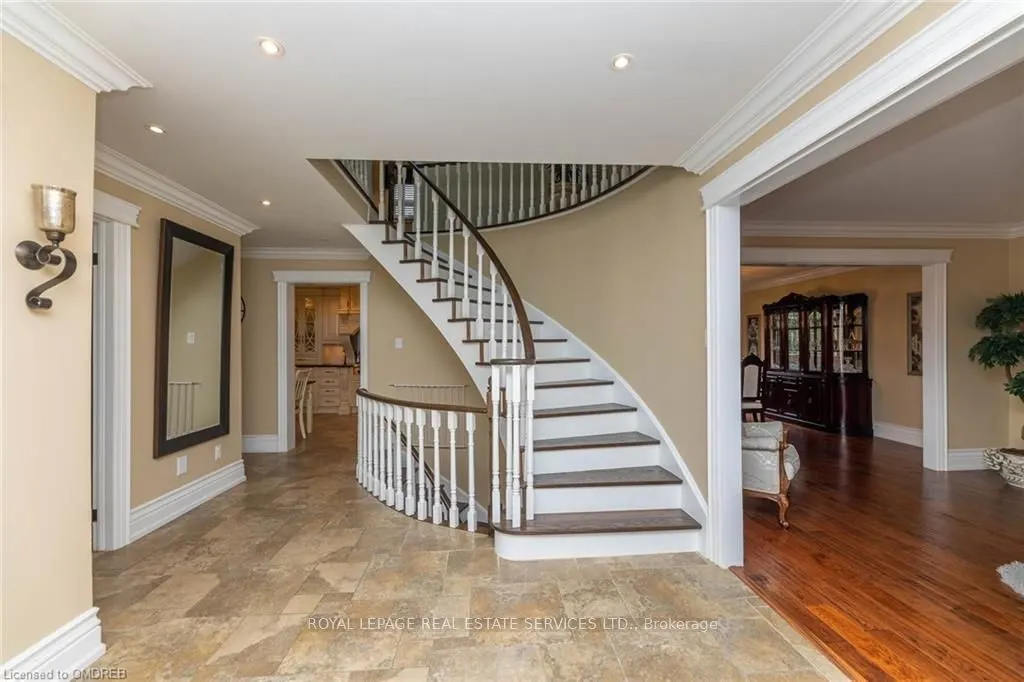 2123 Kawartha Crescent