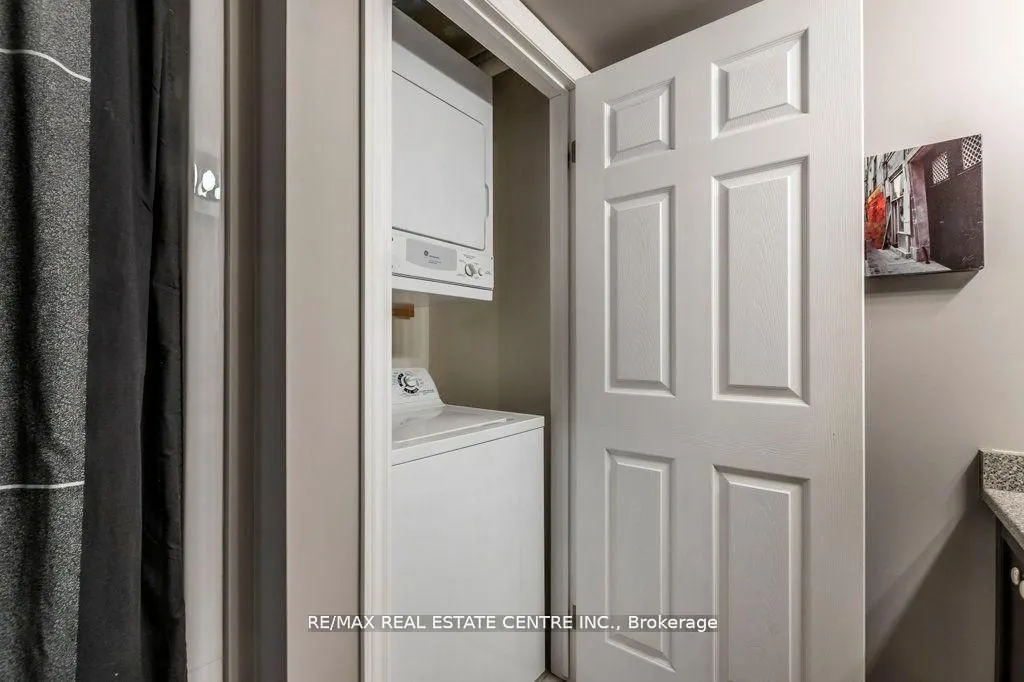 1360 Main Street E, #409