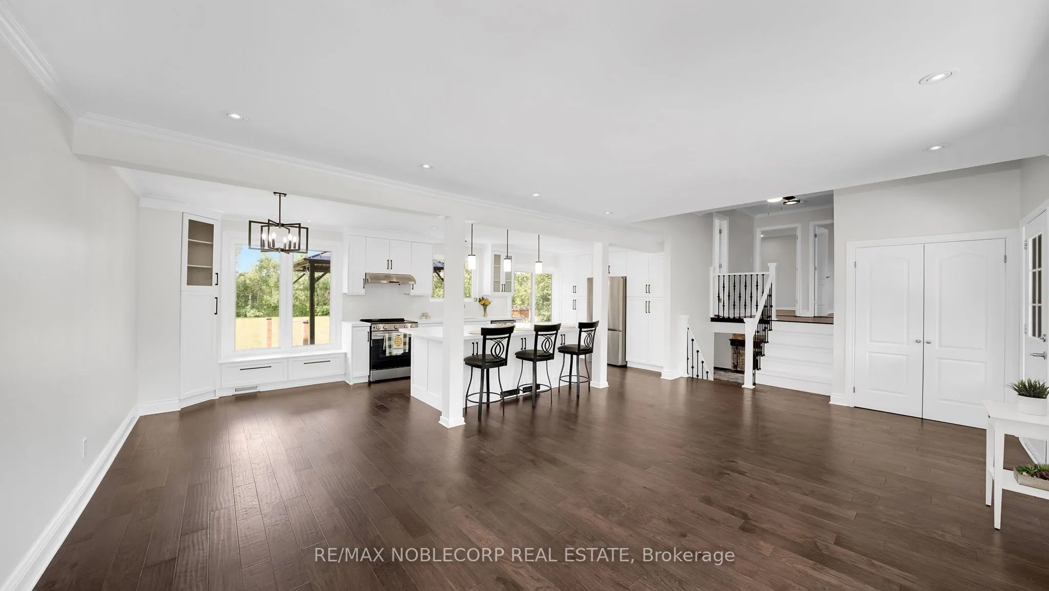 19132 St Andrews Road