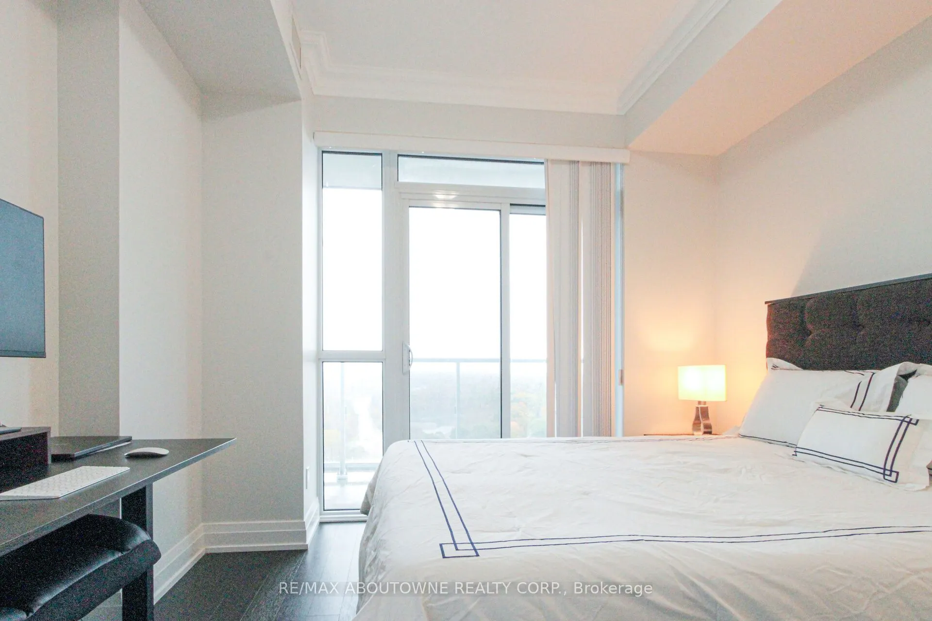 65 Speers Road, #1503