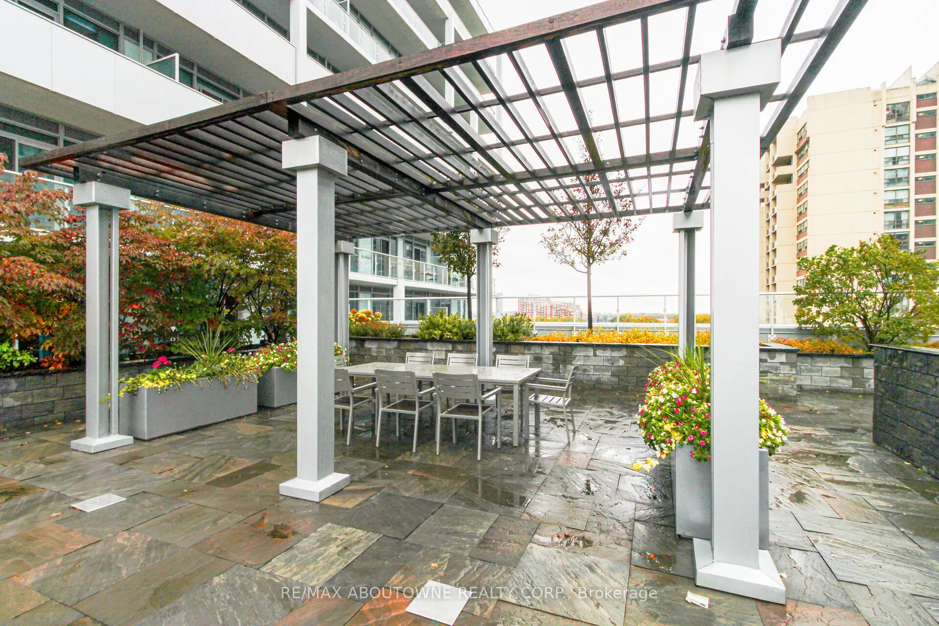 65 Speers Road, #1503