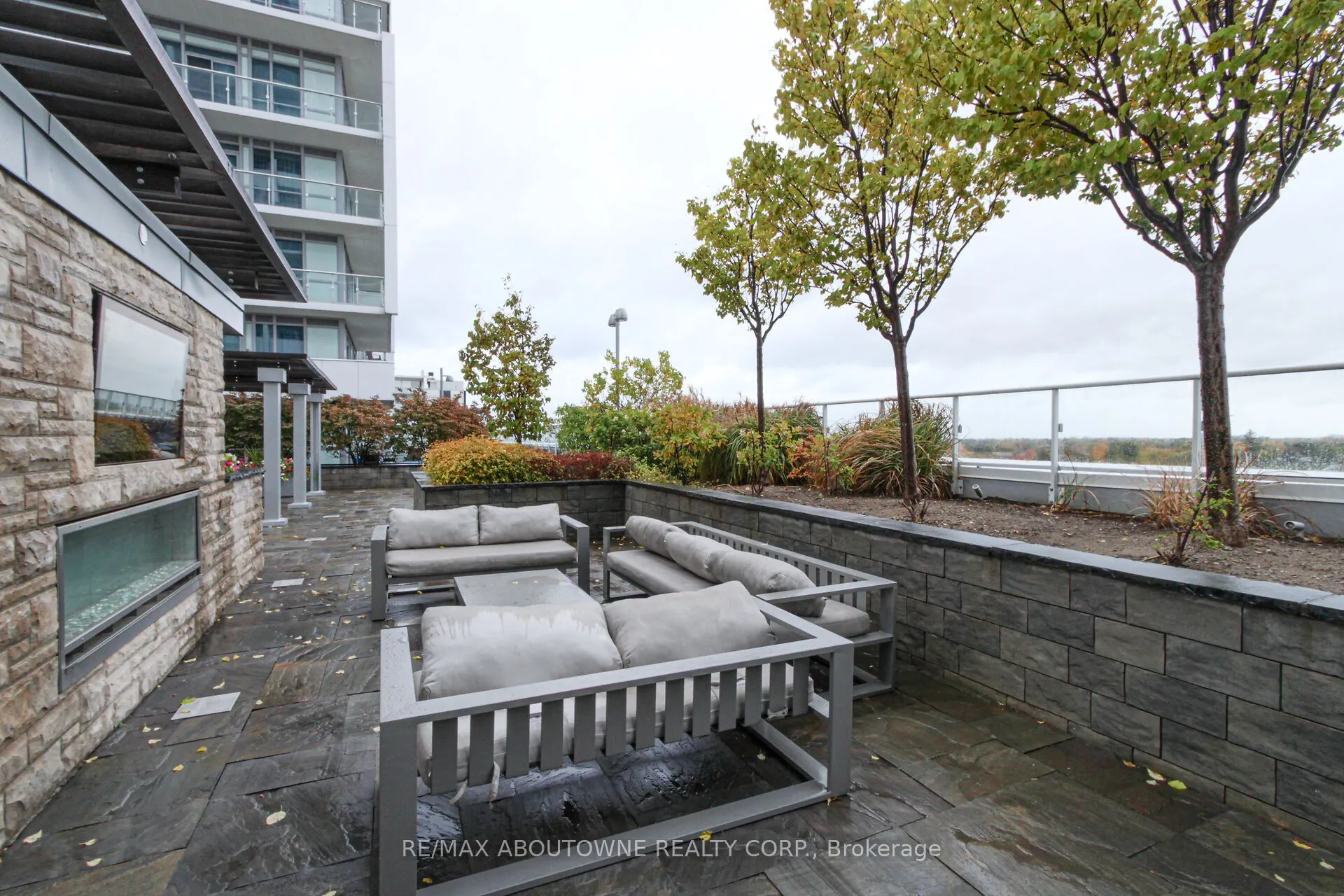 65 Speers Road, #1503