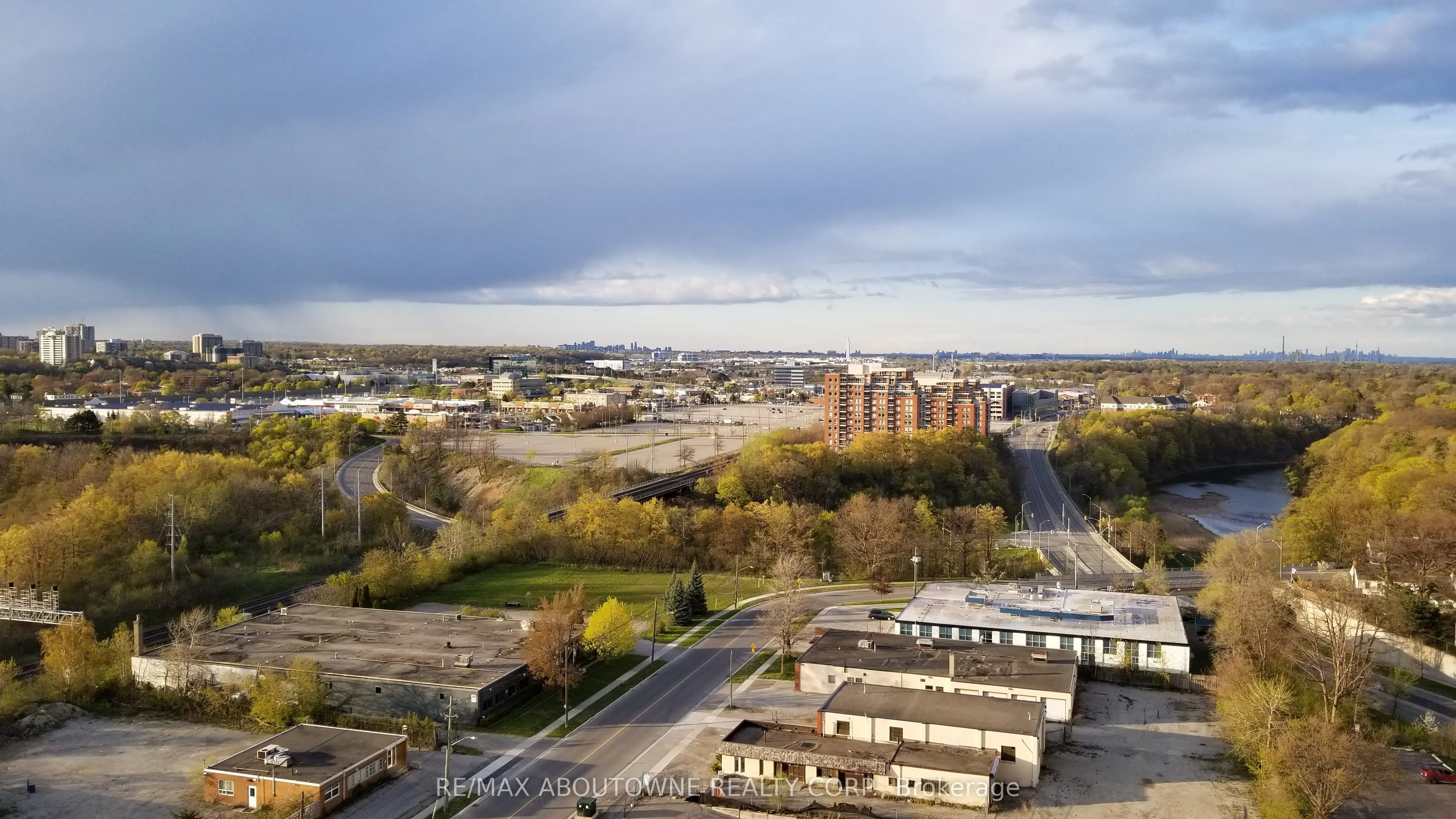 65 Speers Road, #1503