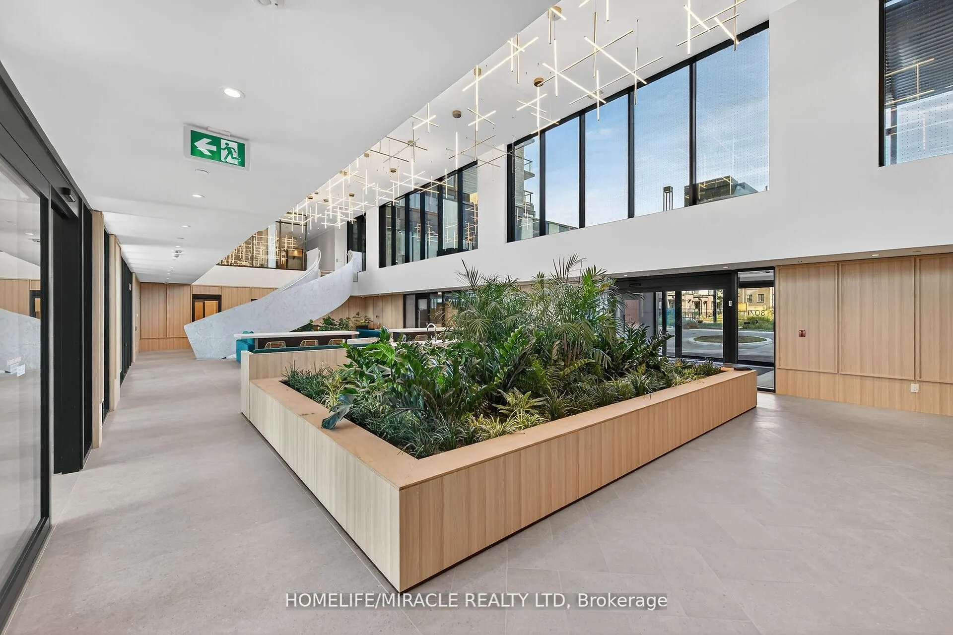 3079 Trafalgar Road, #5