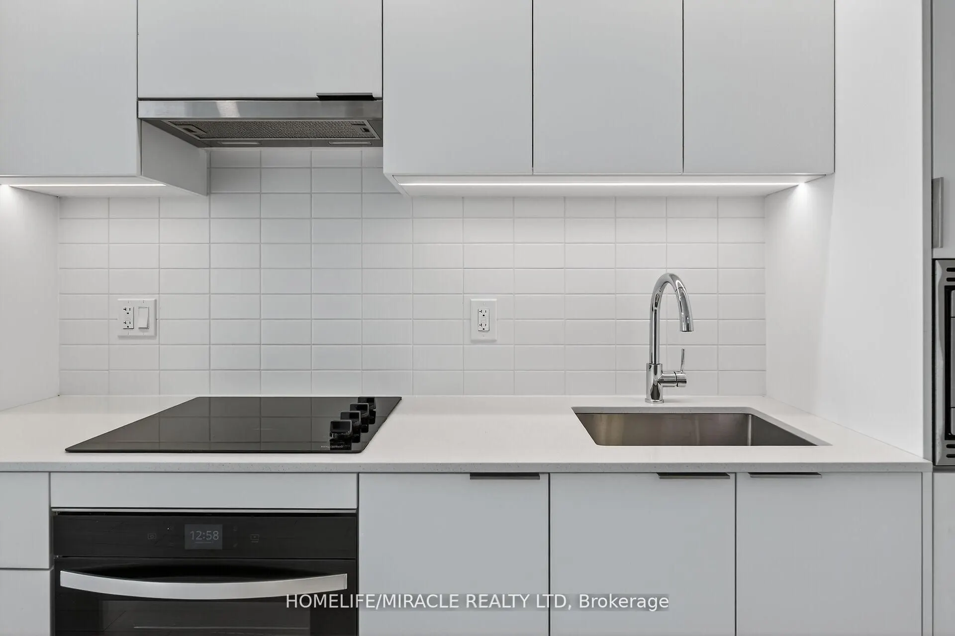 3079 Trafalgar Road, #5