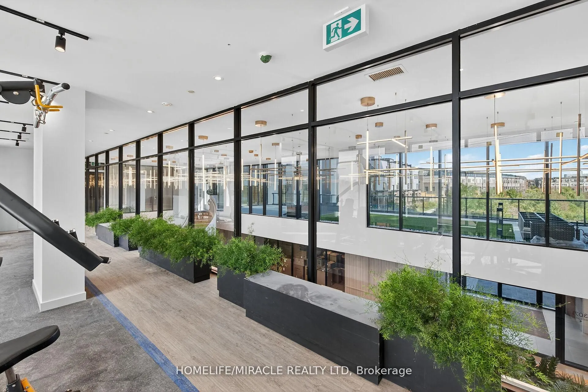 3079 Trafalgar Road, #5