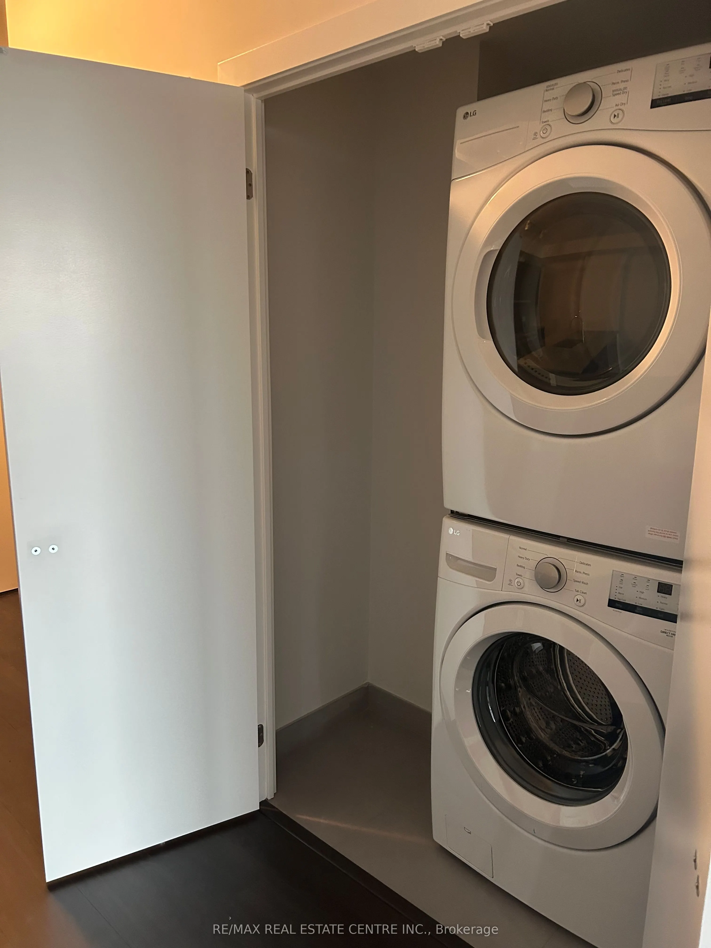 430 Square One Drive, #912