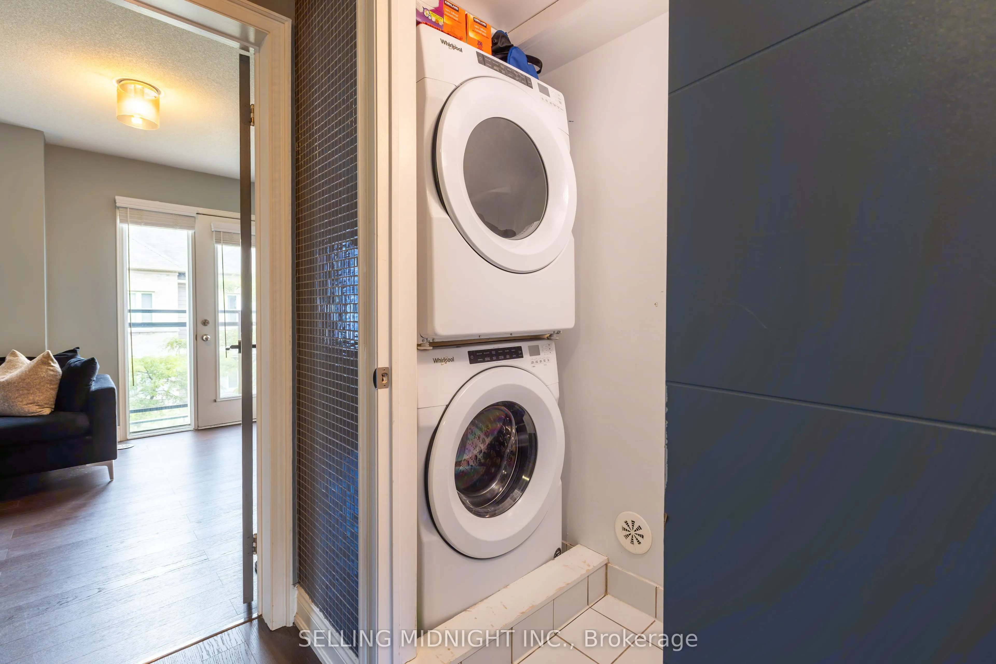 5650 Winston Churchill Boulevard, #20