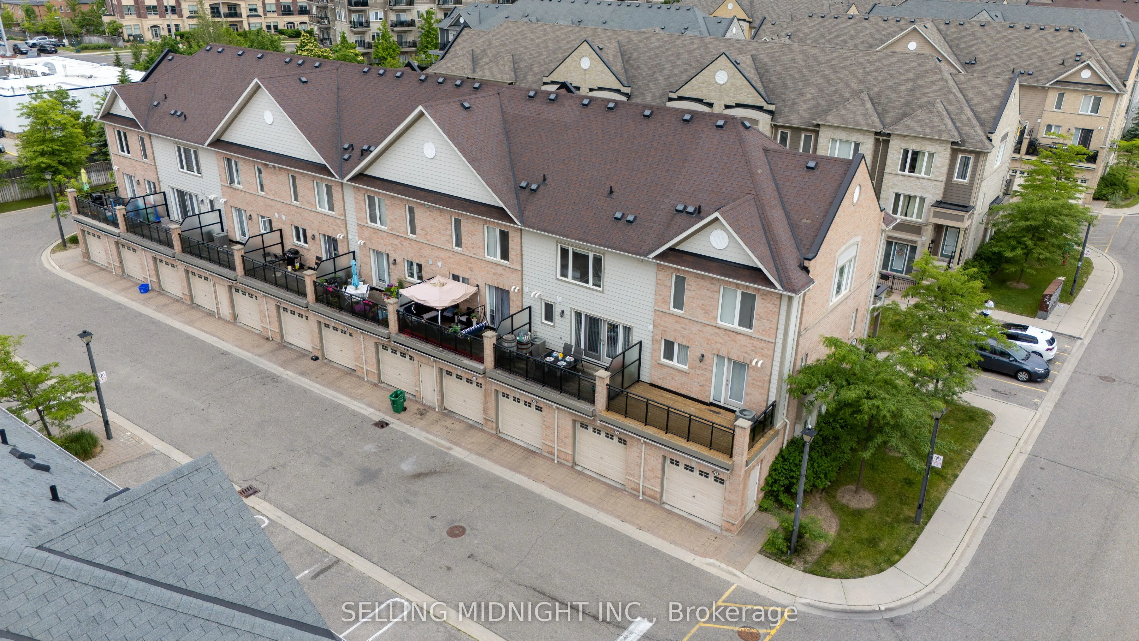 5650 Winston Churchill Boulevard, #20