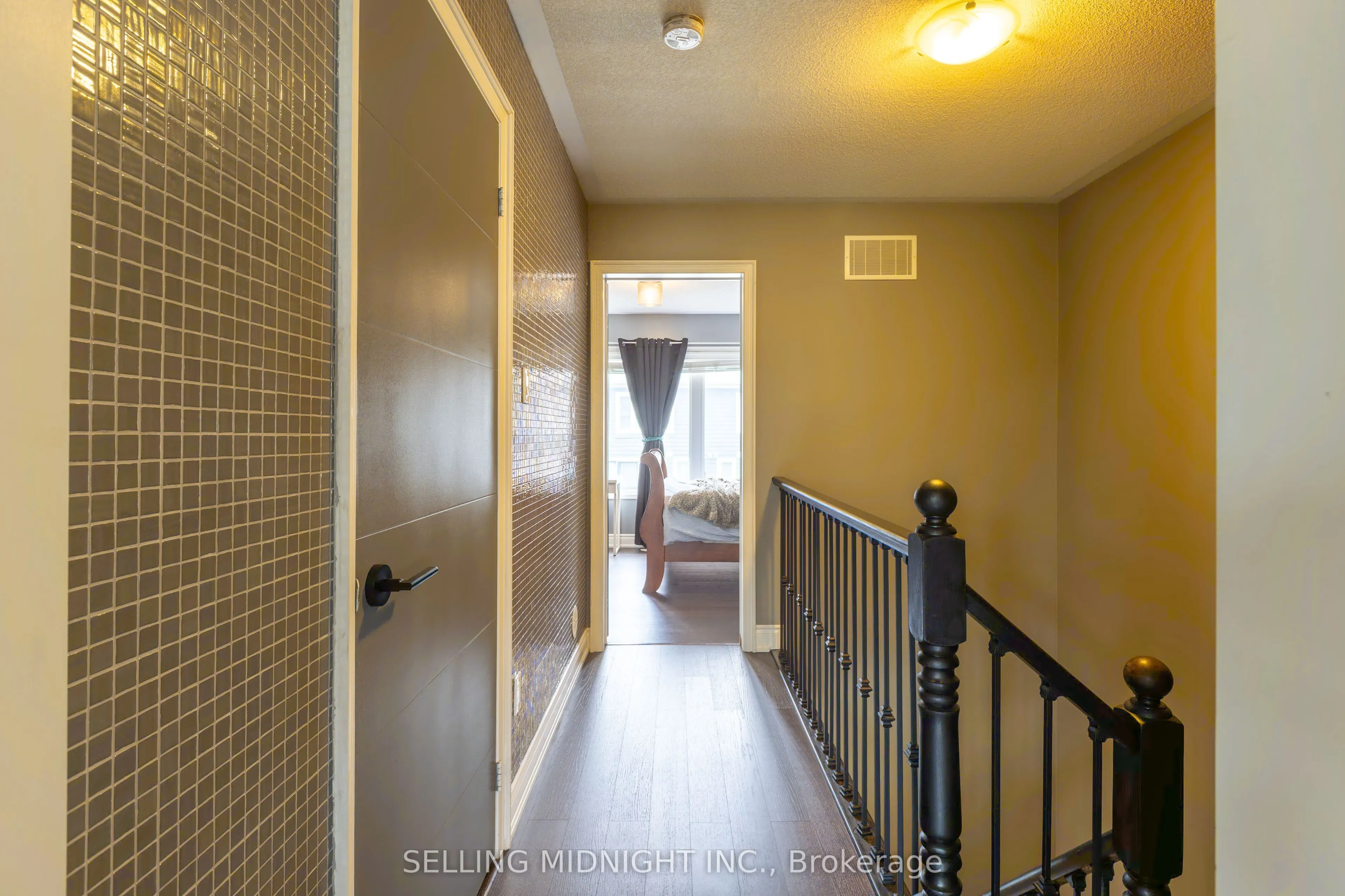 5650 Winston Churchill Boulevard, #20