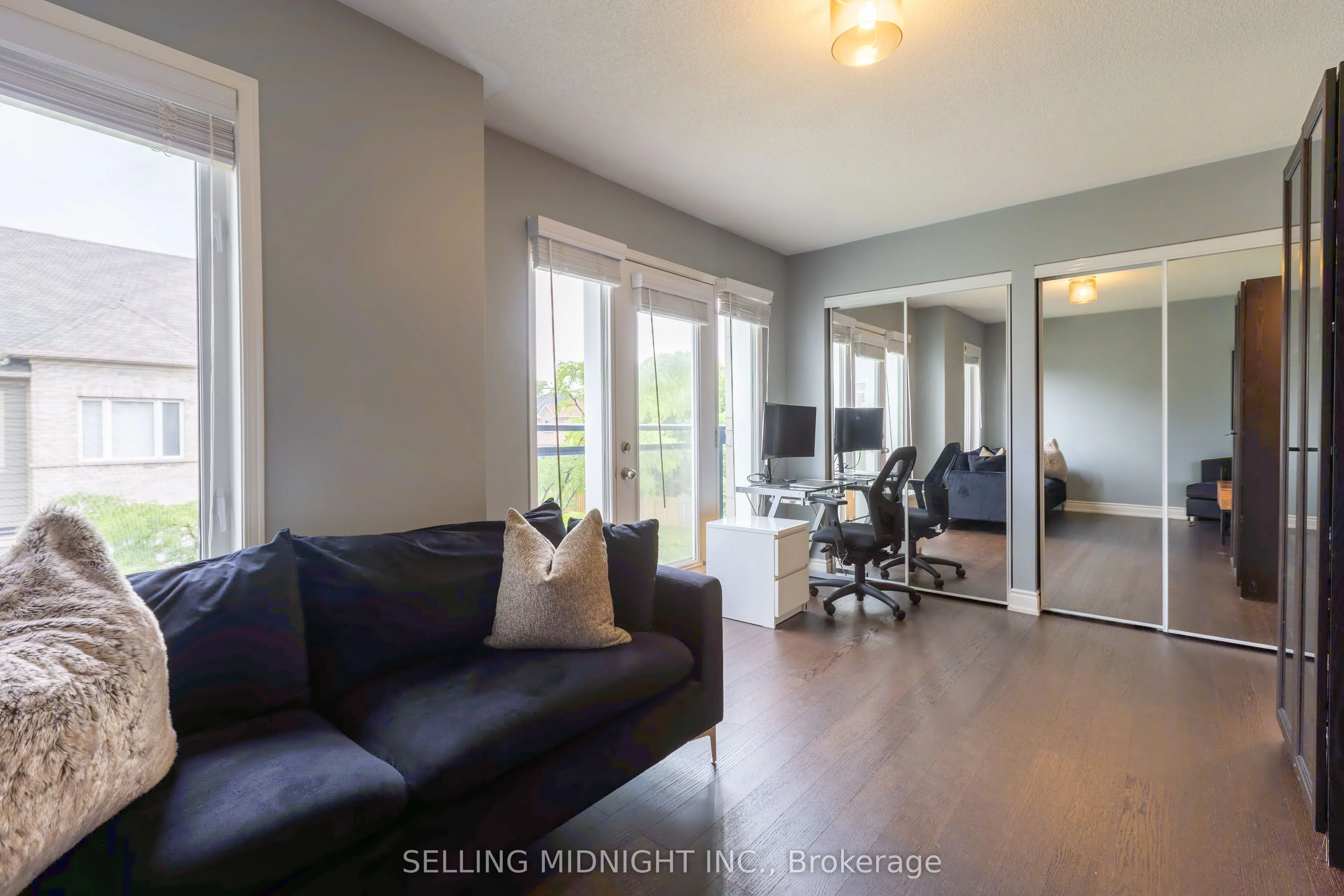 5650 Winston Churchill Boulevard, #20