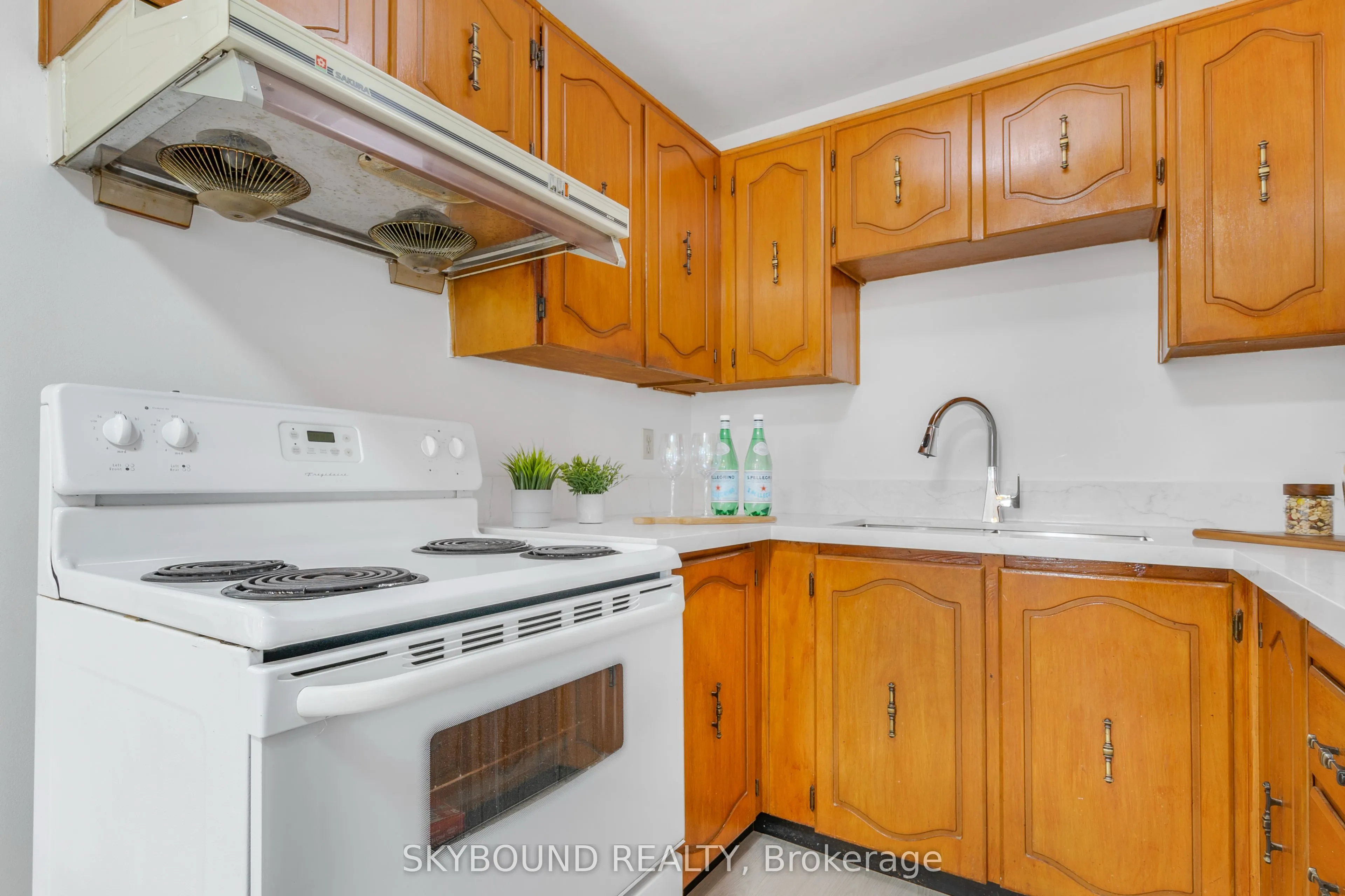 3055 Tomken Road, #299