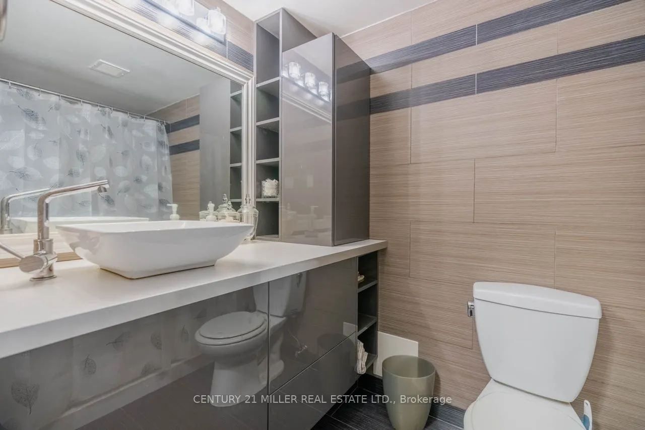 2301 Derry Road W, #405