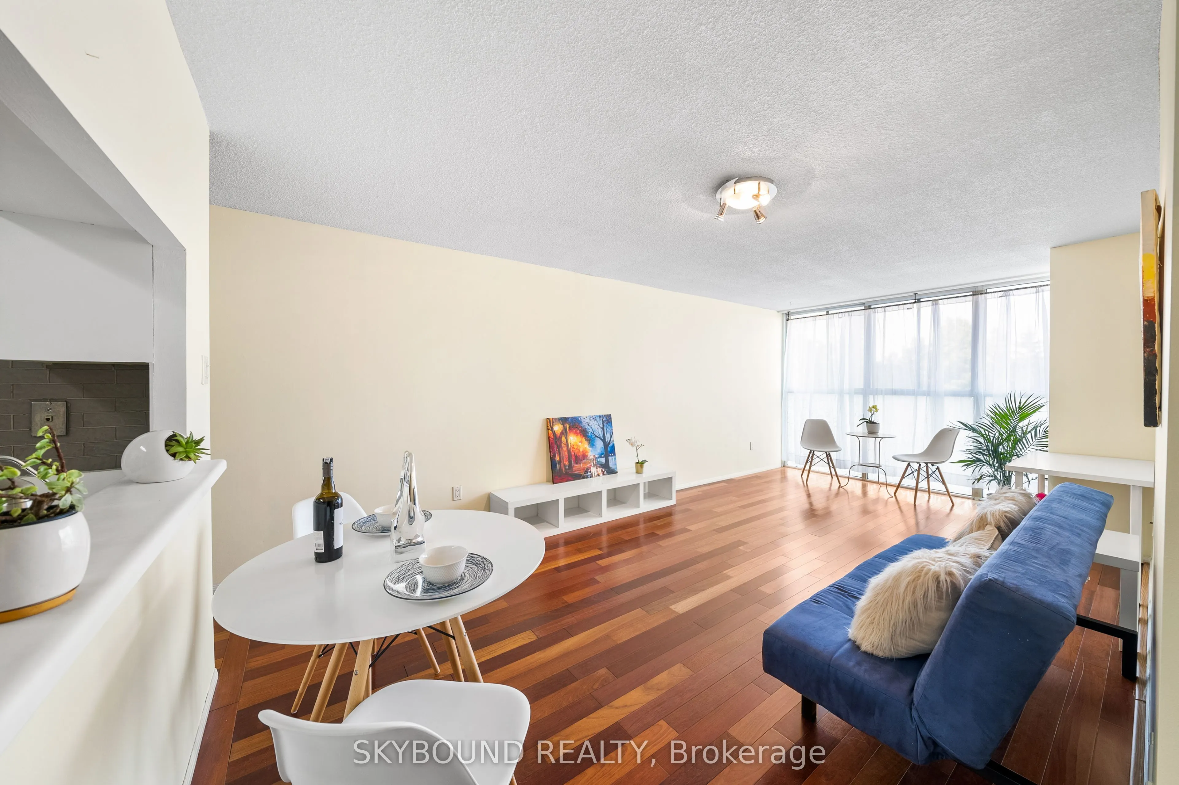 4185 Shipp Drive, #415