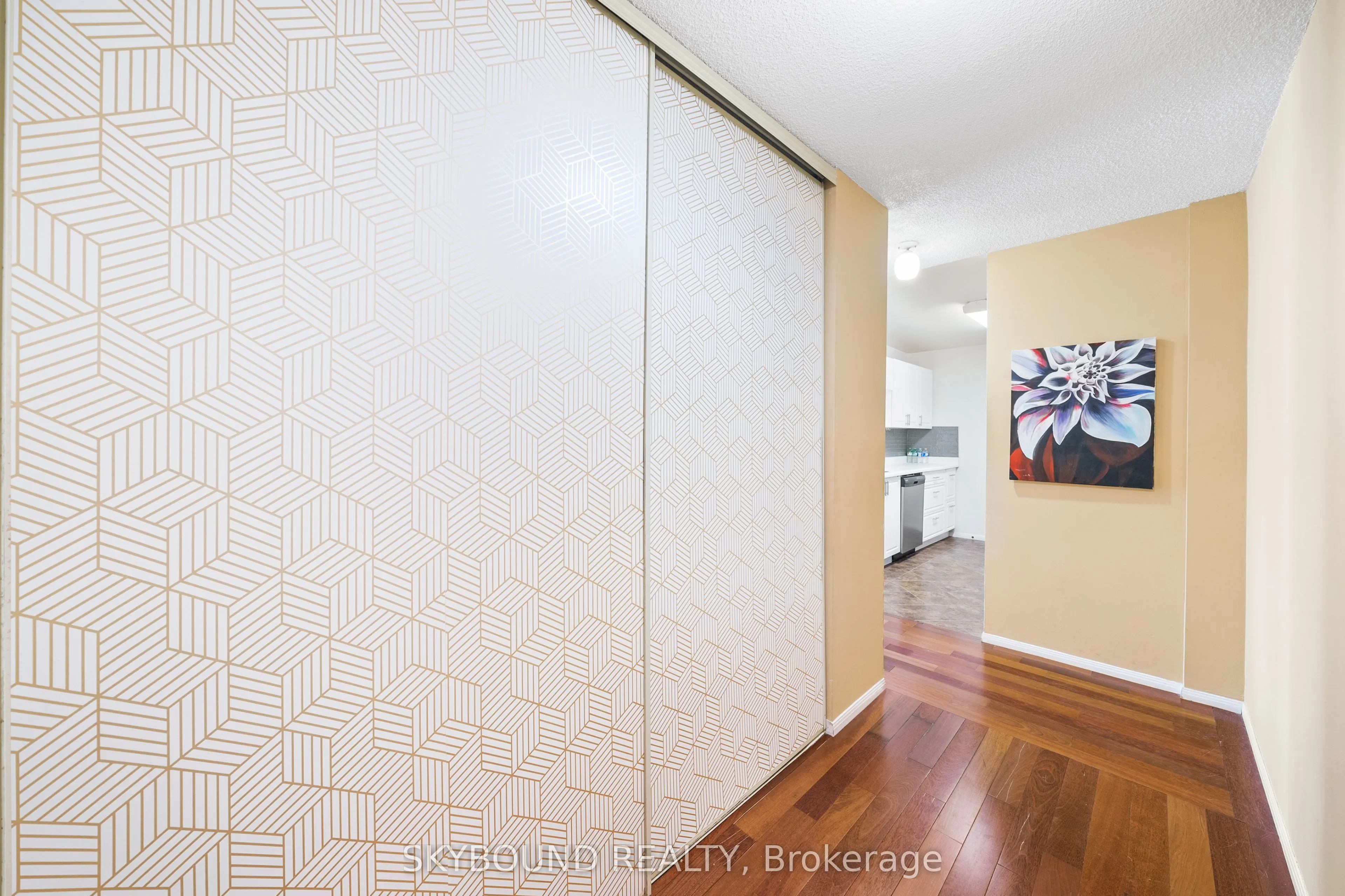 4185 Shipp Drive, #415