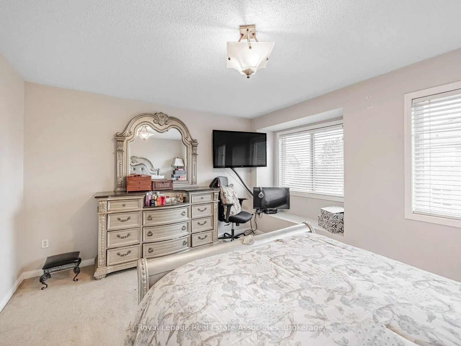 6214 Miriam Way