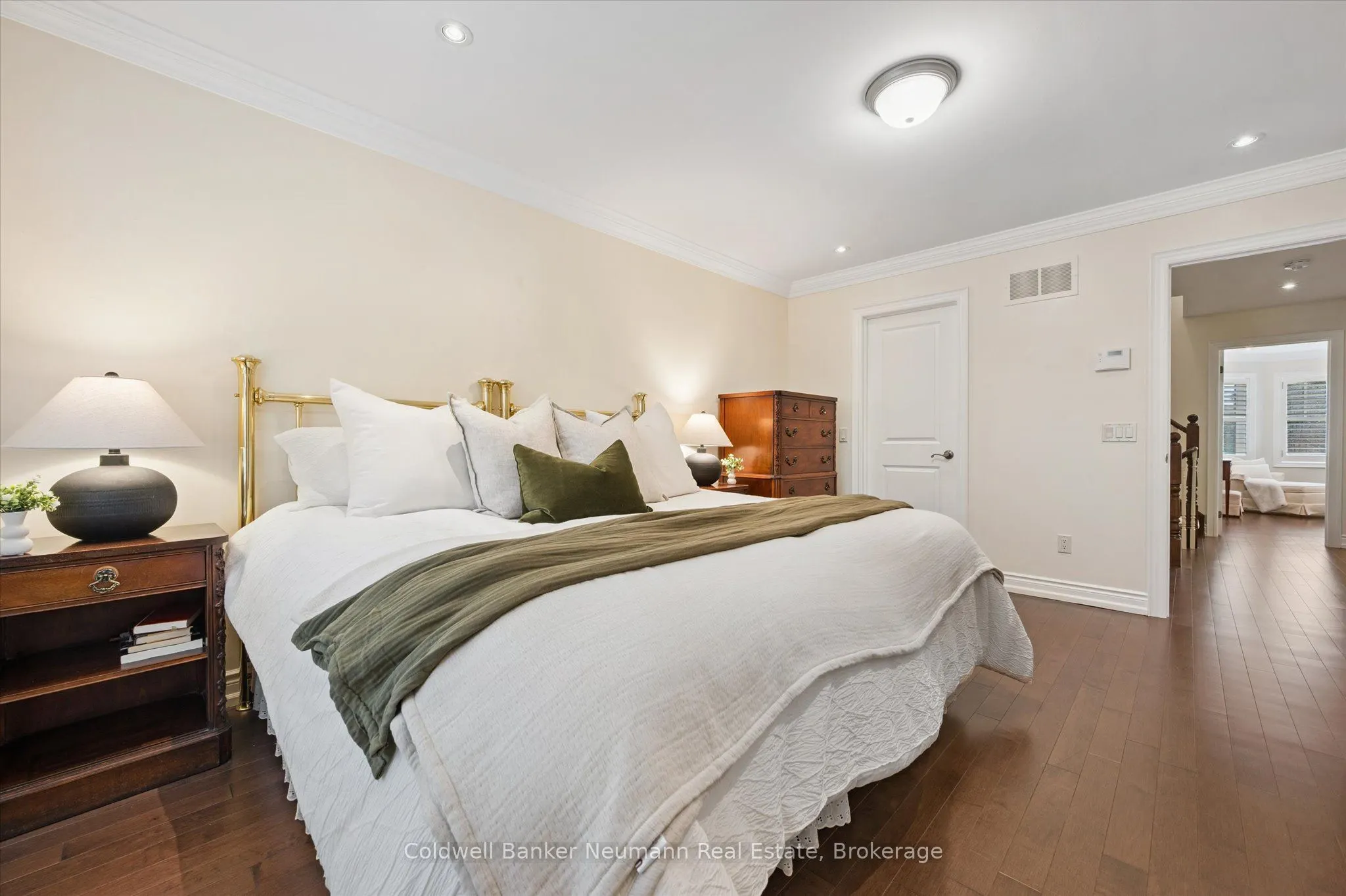 2061 Maria Street, #10