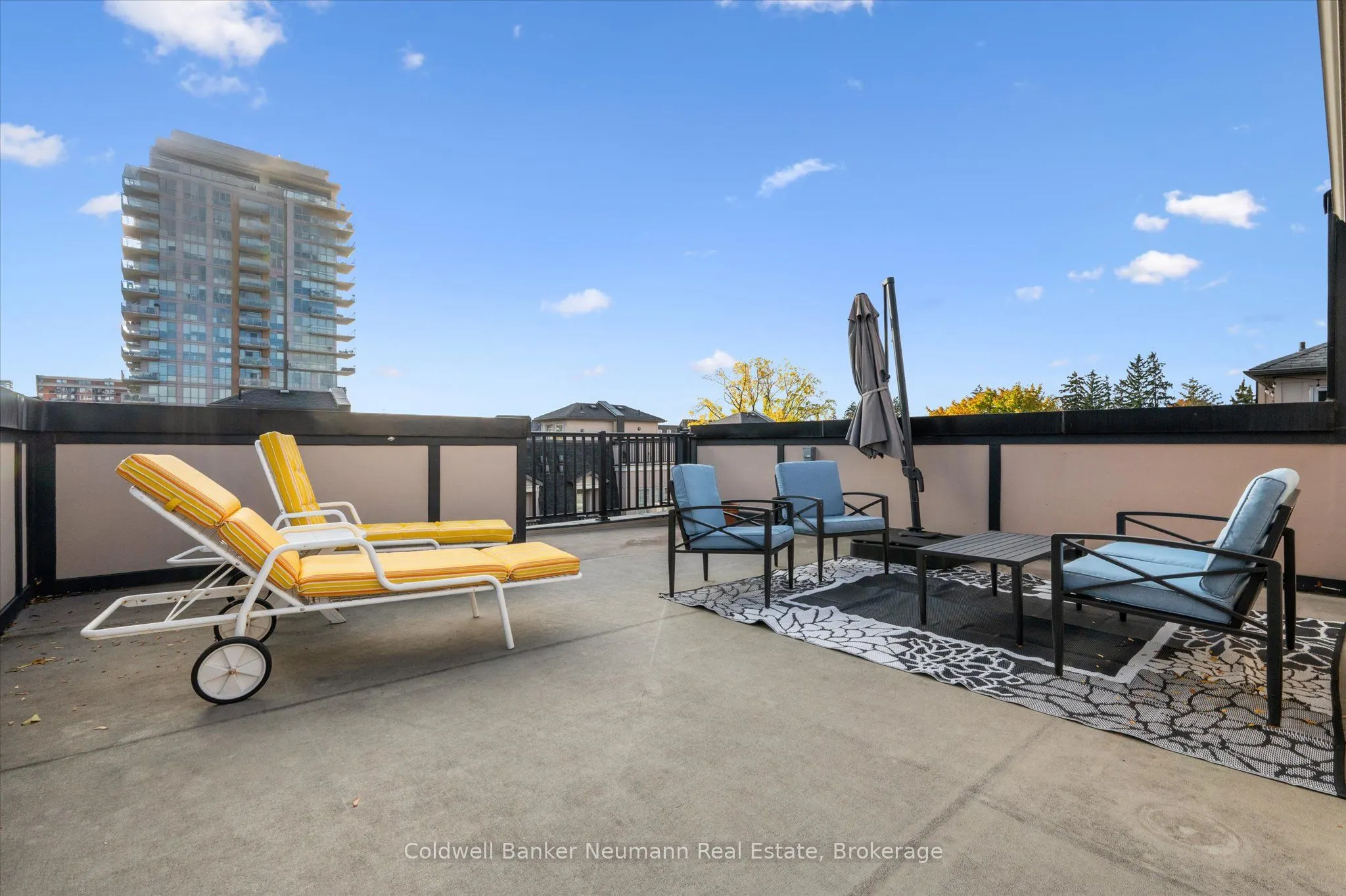 2061 Maria Street, #10