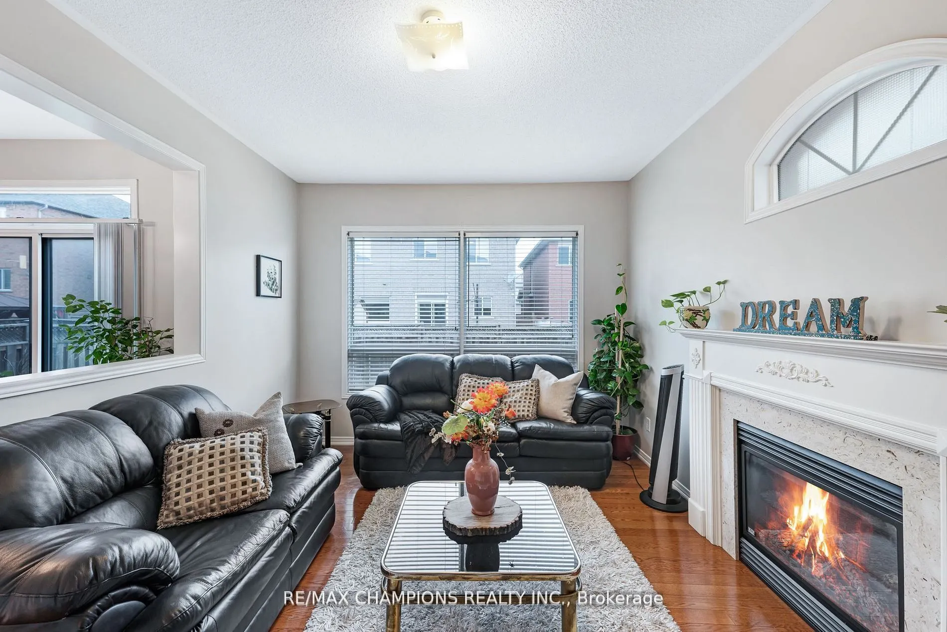 11 Cape Dorset Crescent