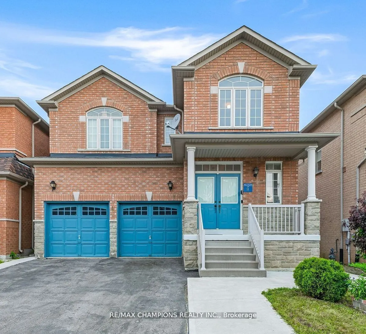 11 Cape Dorset Crescent