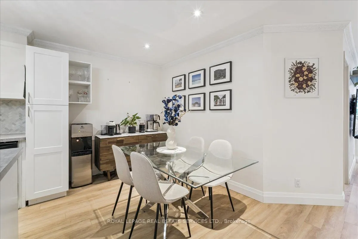 1275 Cornerbrook Place, #212