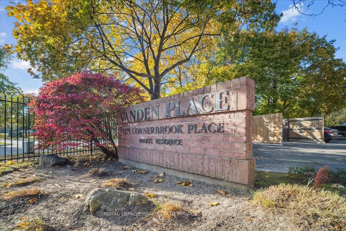 1275 Cornerbrook Place, #212