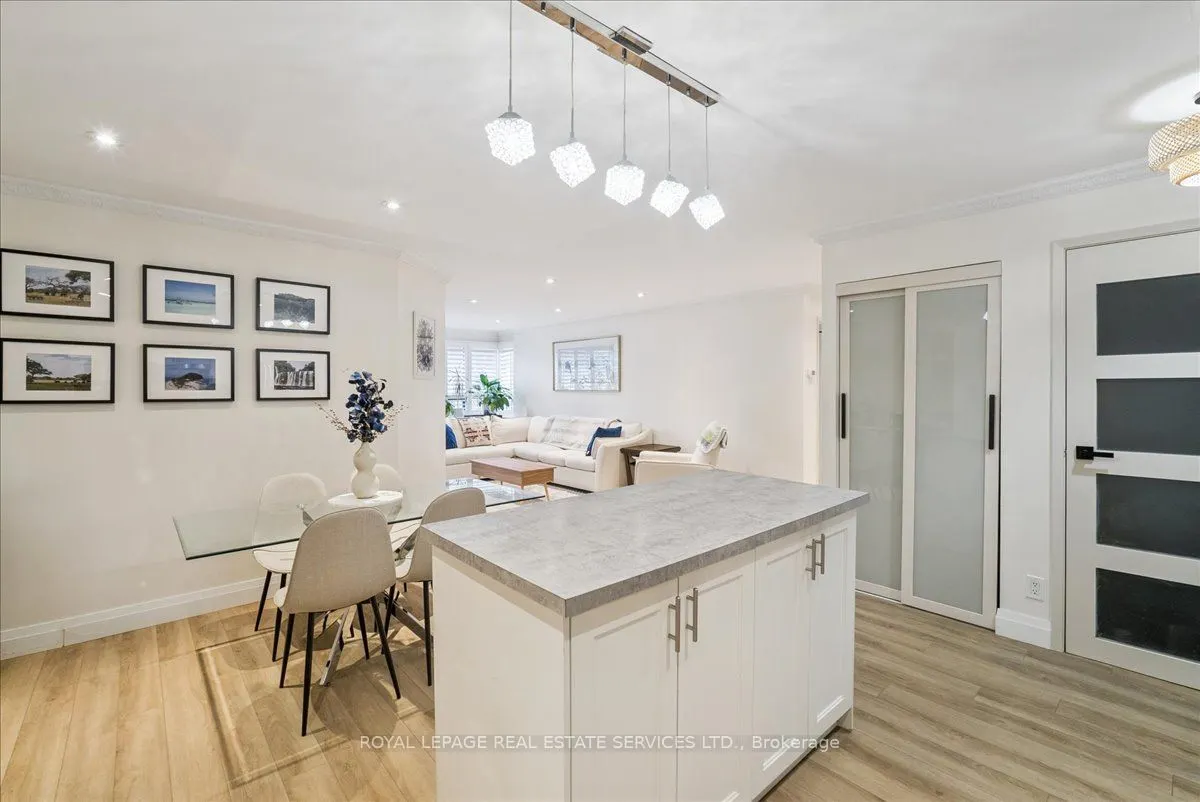 1275 Cornerbrook Place, #212