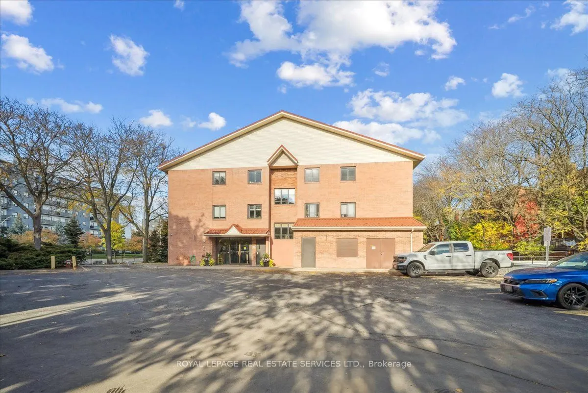 1275 Cornerbrook Place, #212