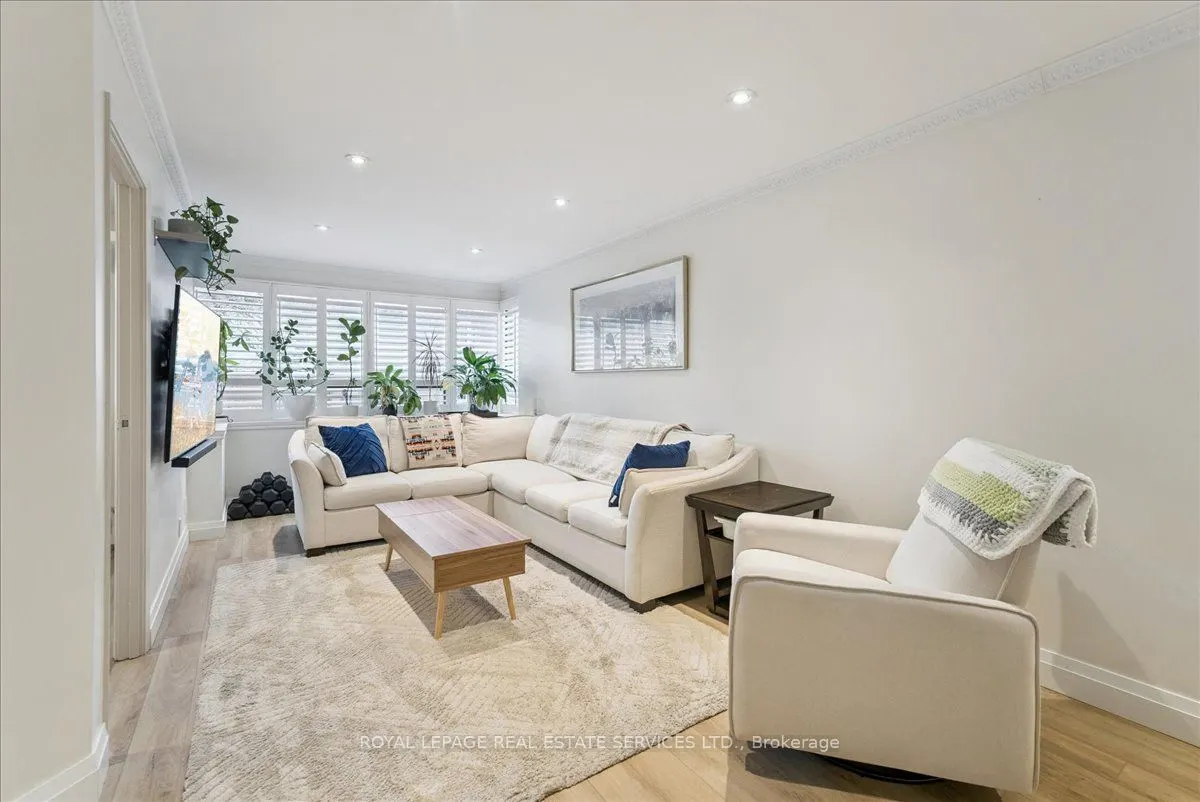 1275 Cornerbrook Place, #212