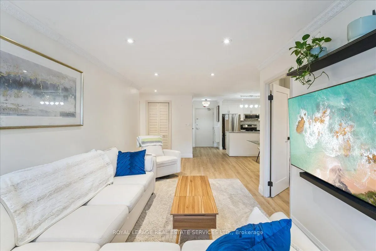 1275 Cornerbrook Place, #212