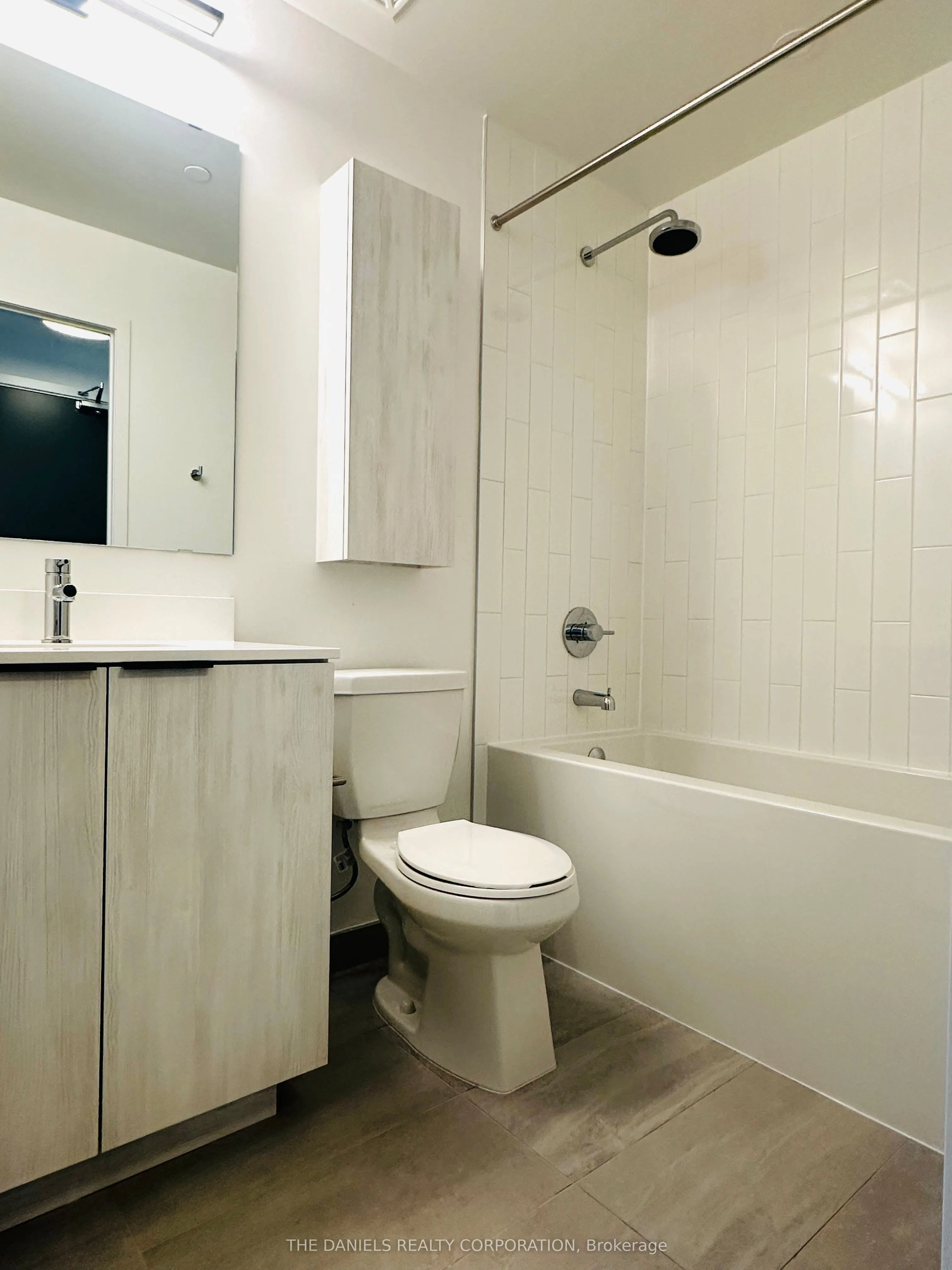 2485 Eglinton Avenue W, #907