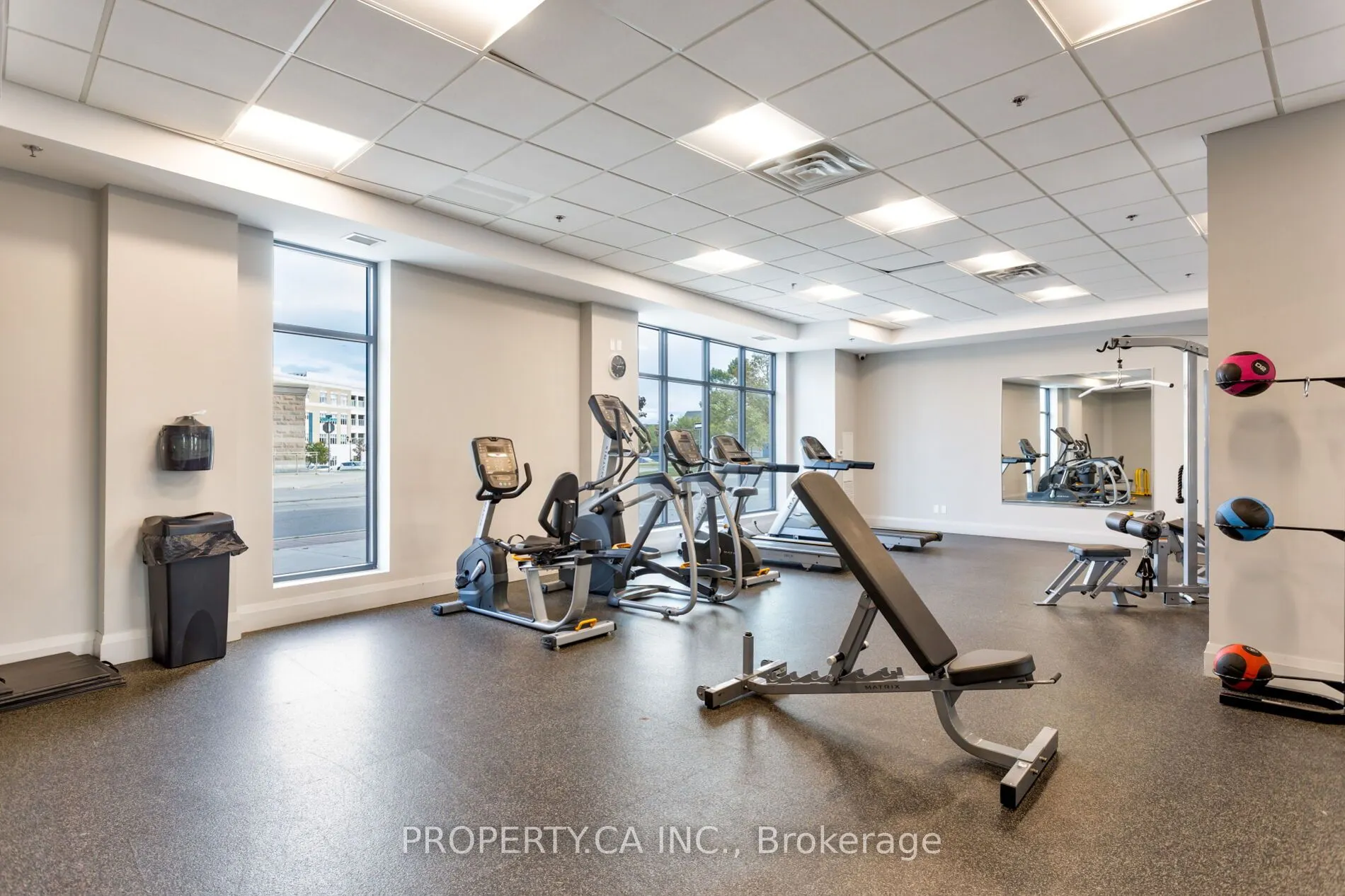 150 Oak Park Boulevard, #507