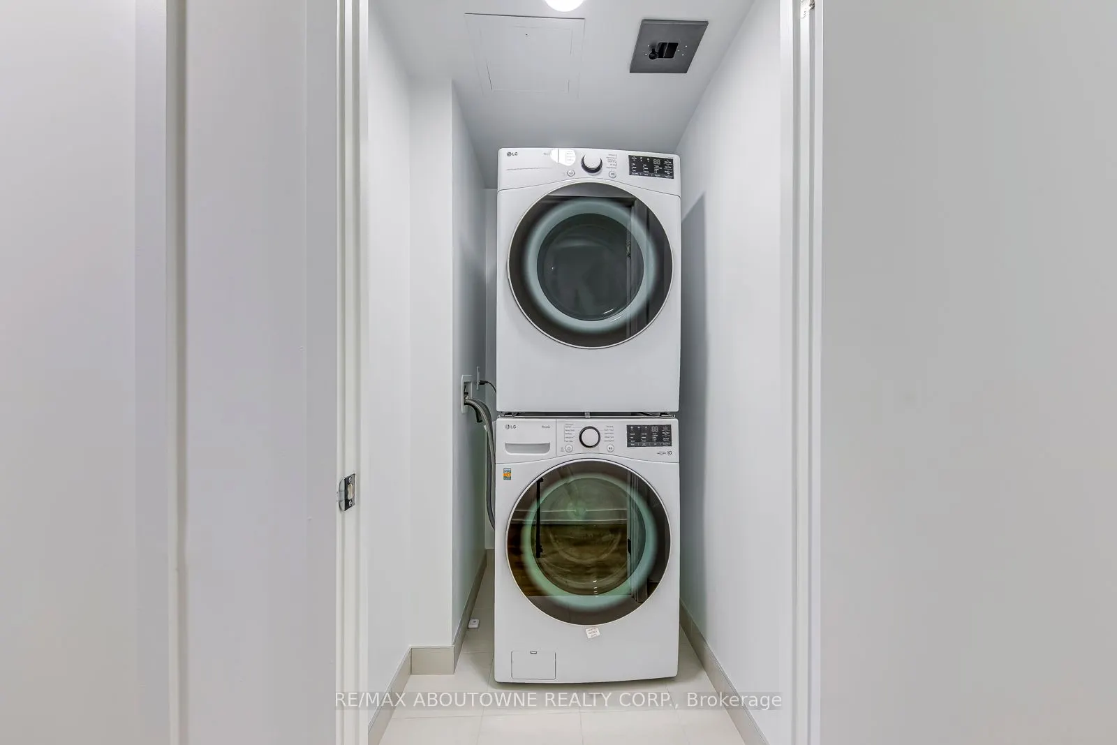 395 Square One Drive, #1106