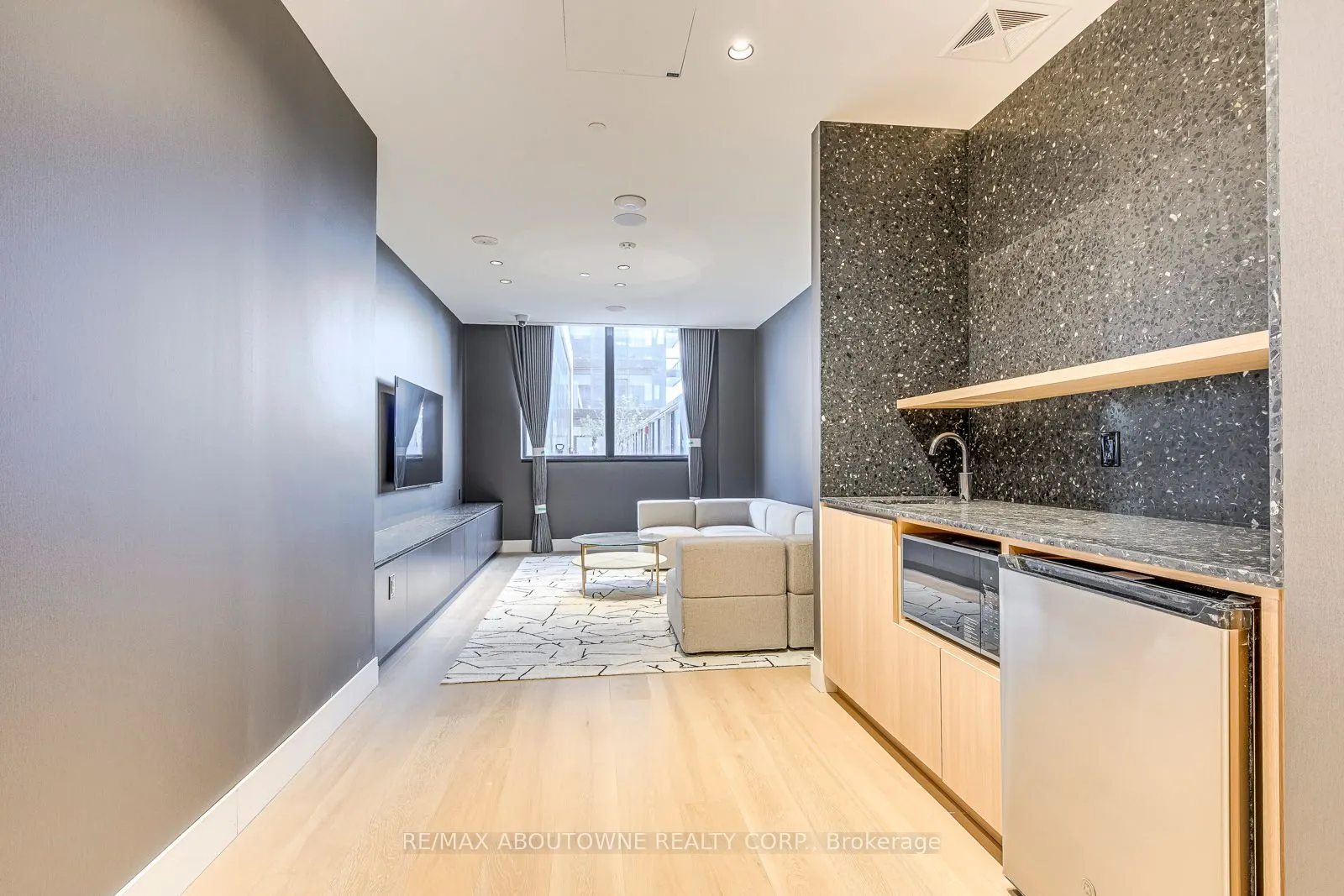 395 Square One Drive, #1106