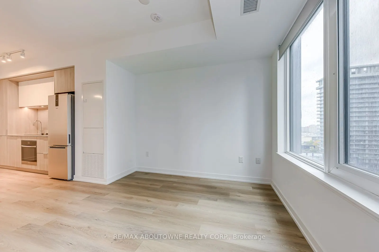 395 Square One Drive, #1106