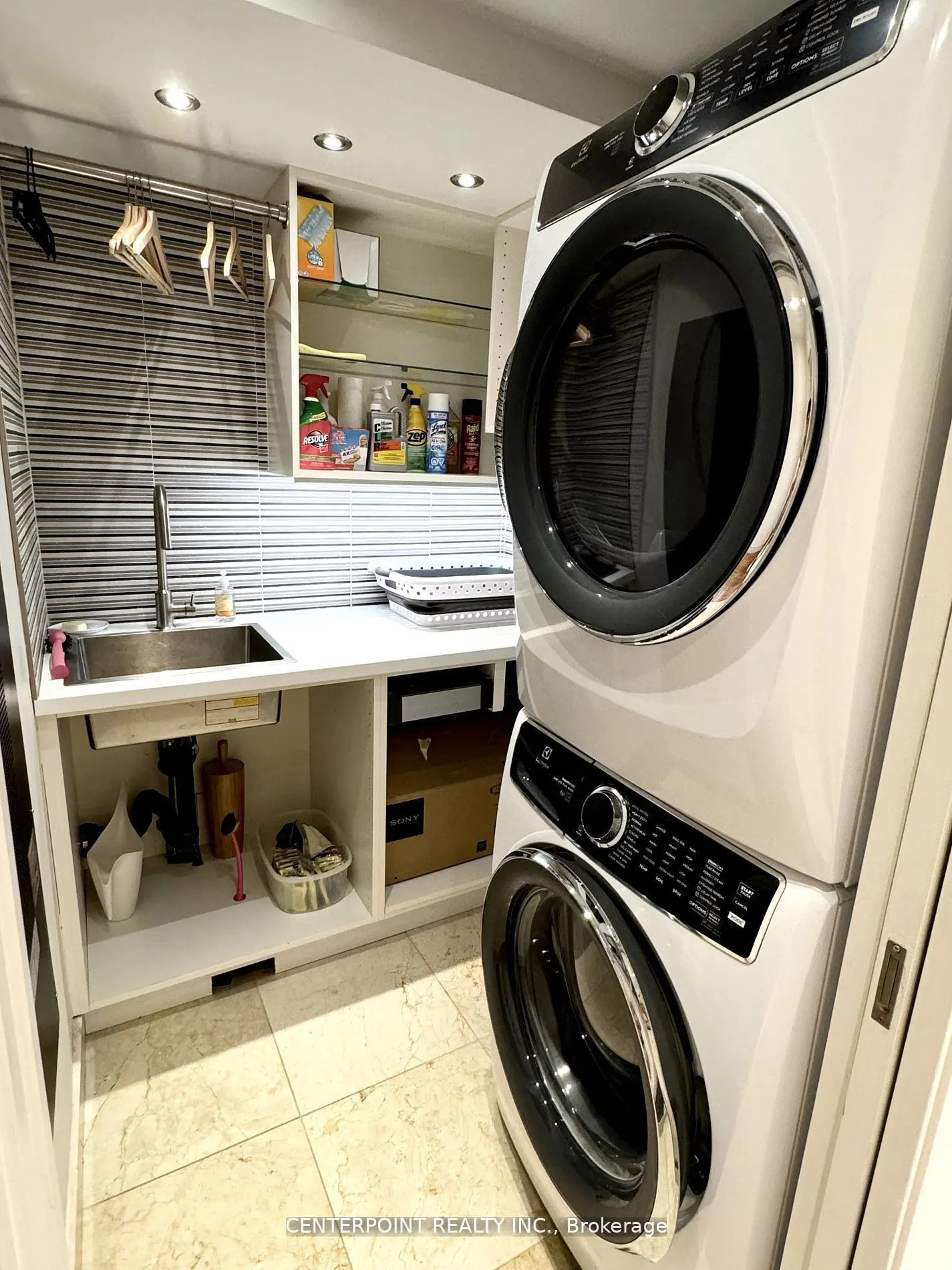 2 Valhalla Inn Road, #124