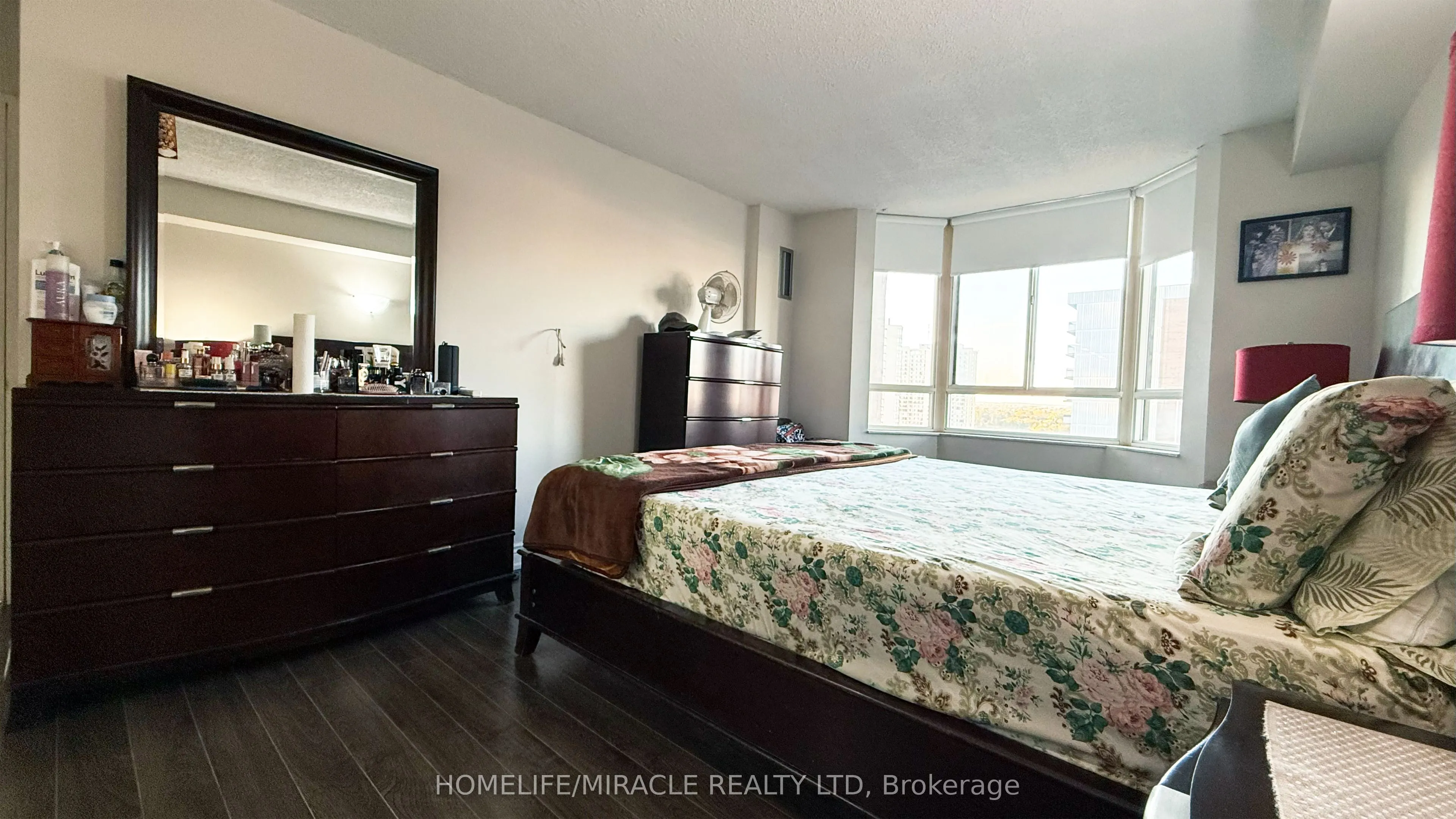 5 Lisa Street, #1404