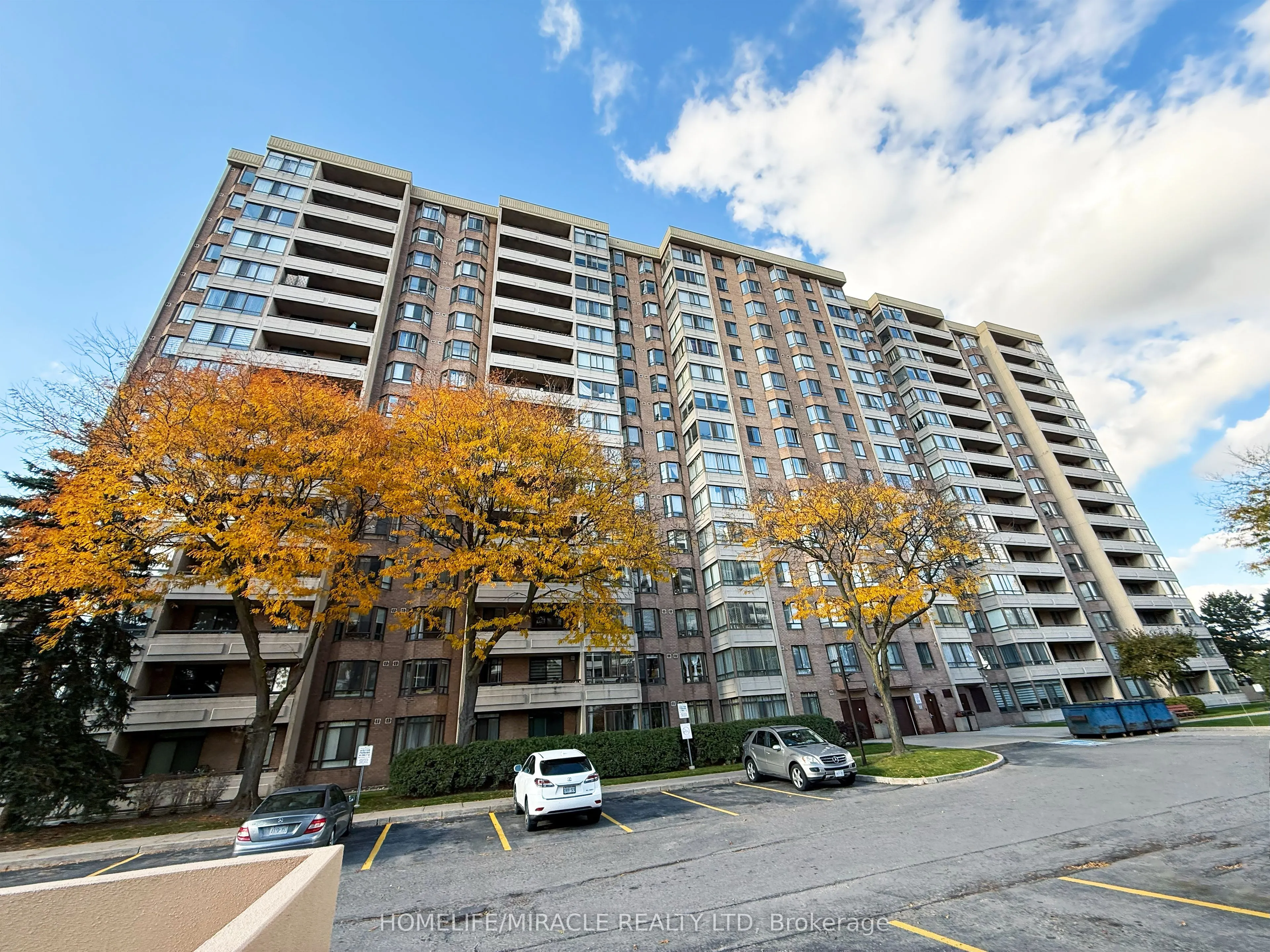 5 Lisa Street, #1404