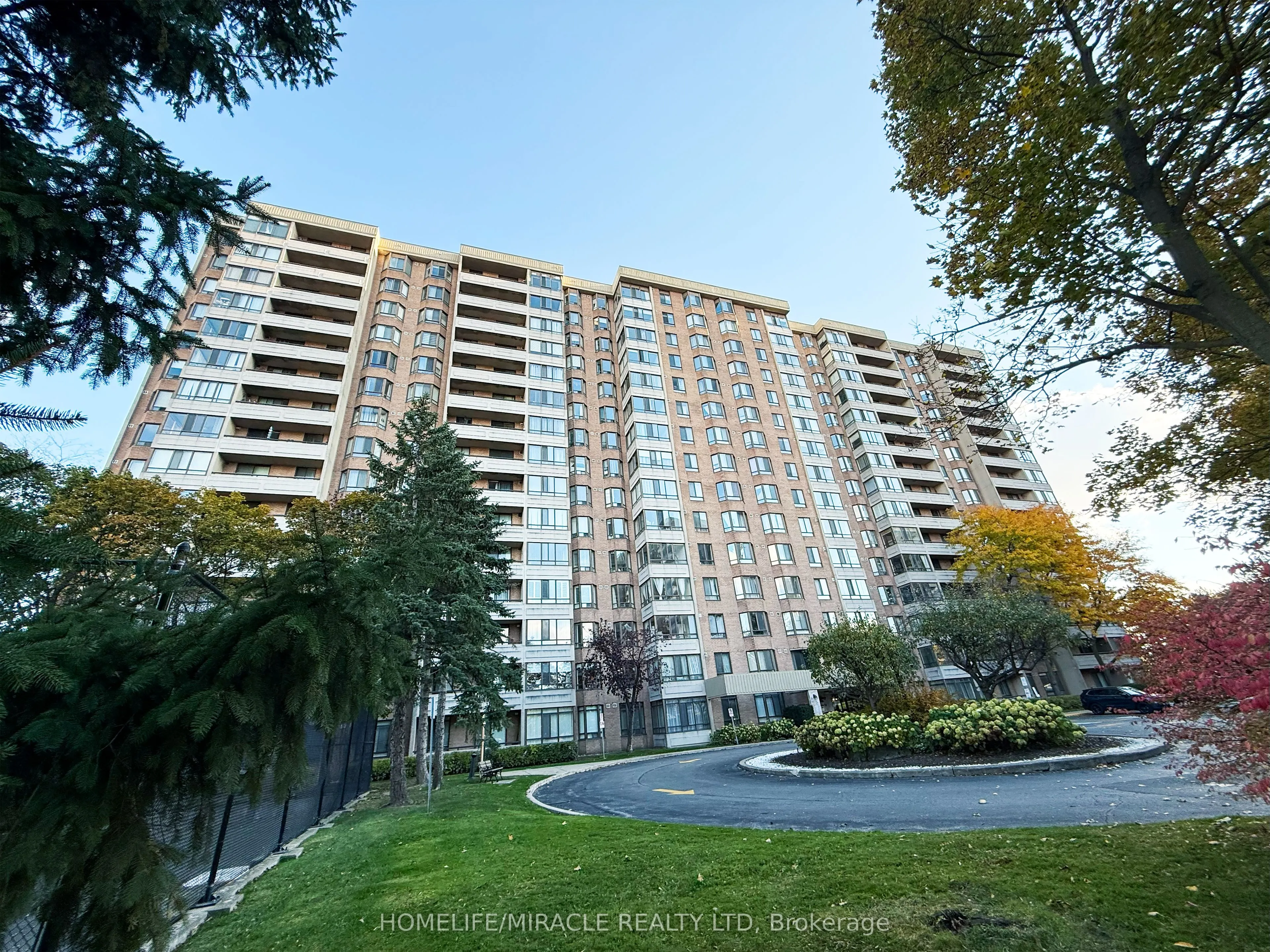 5 Lisa Street, #1404