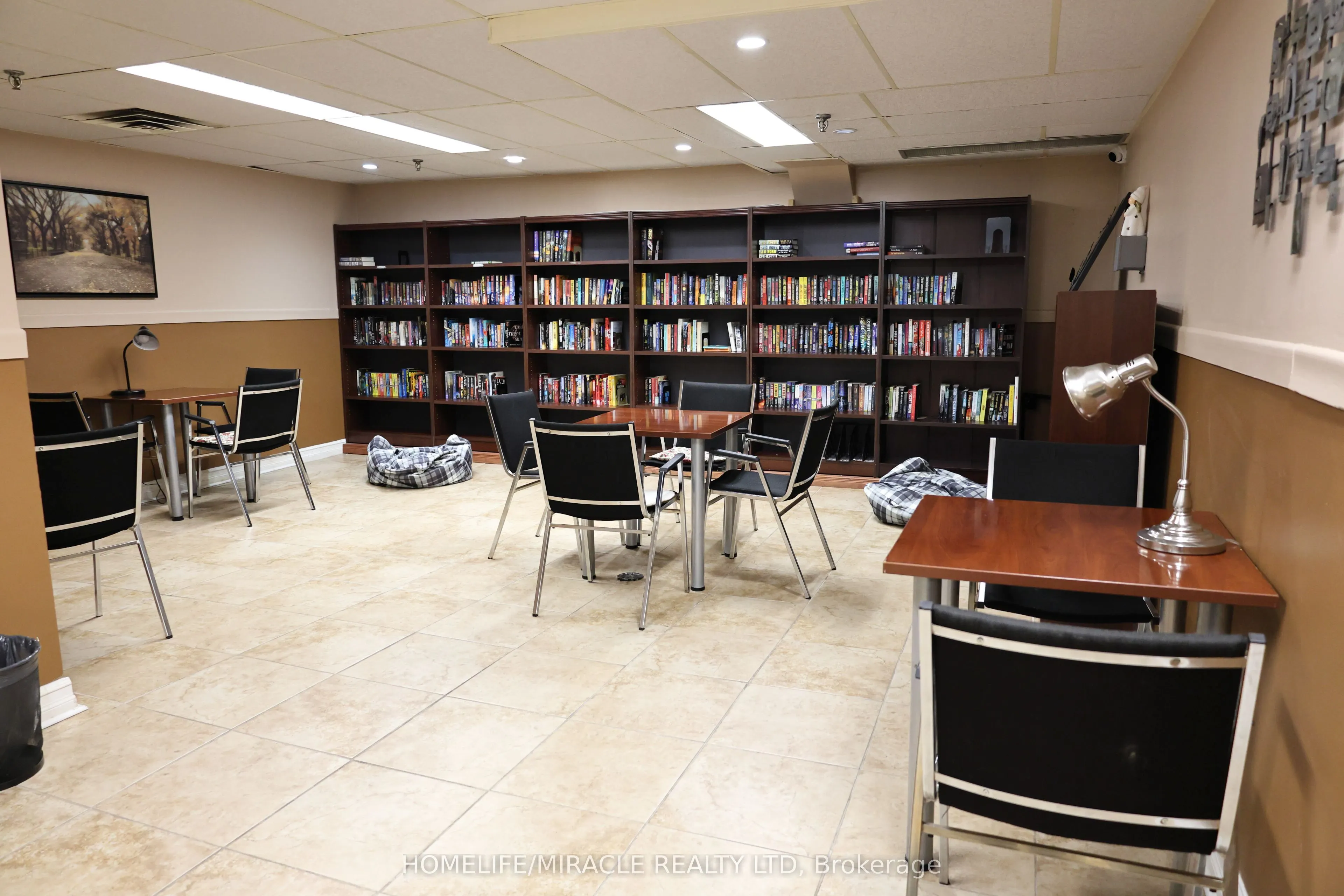 5 Lisa Street, #1404