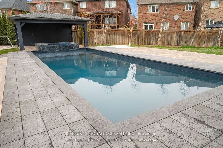 43 Wishing Well Crescent