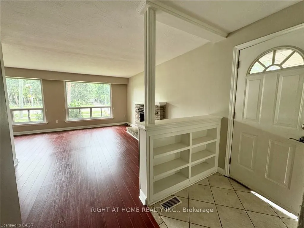 2470 Rebecca Street S