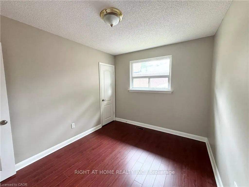 2470 Rebecca Street S