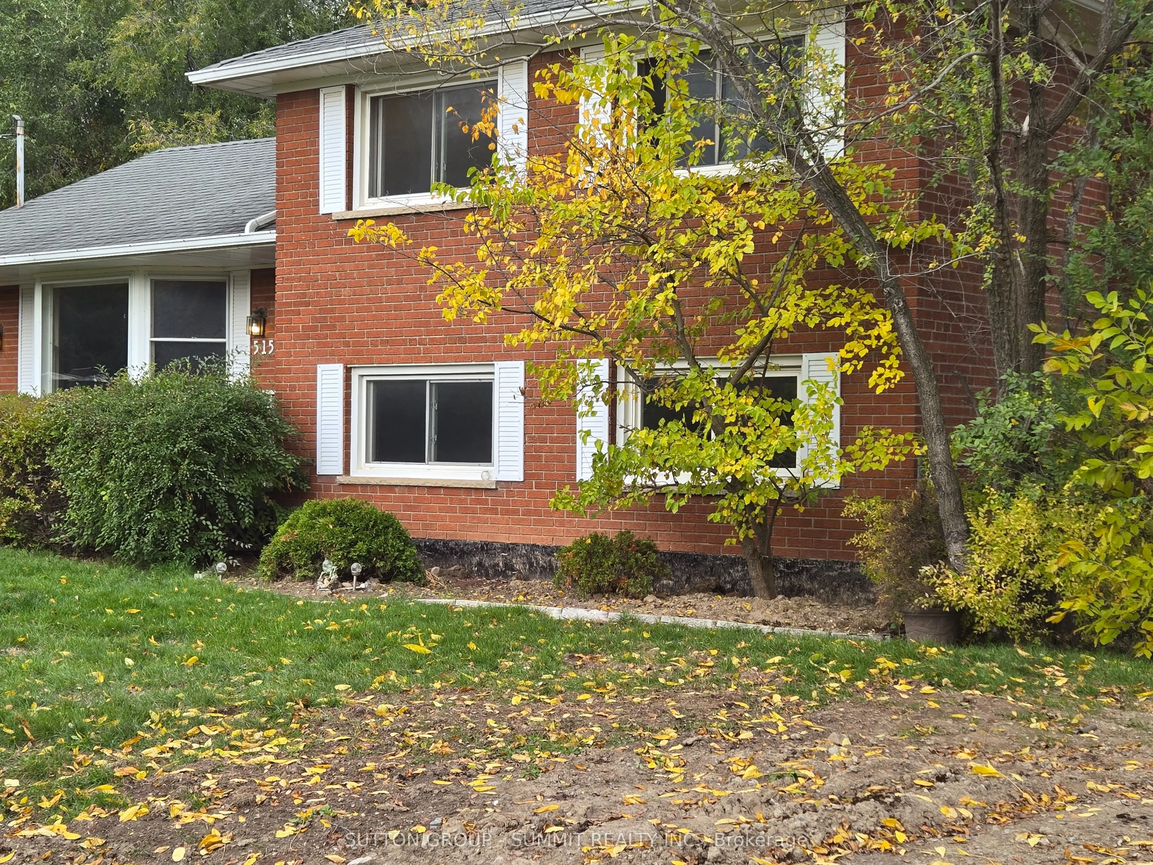 515 Trafford Crescent