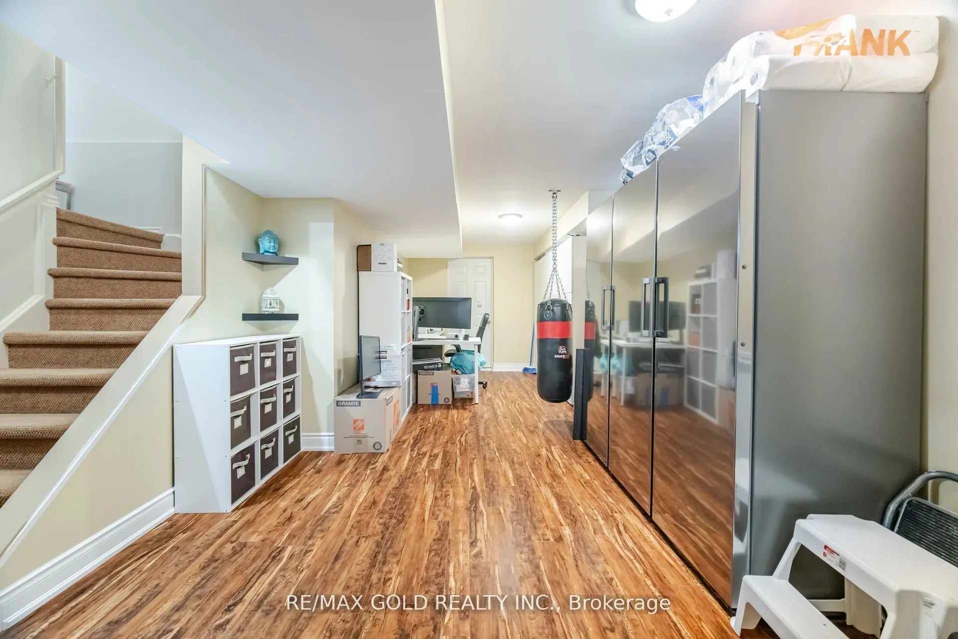 10 Cloverlawn Street