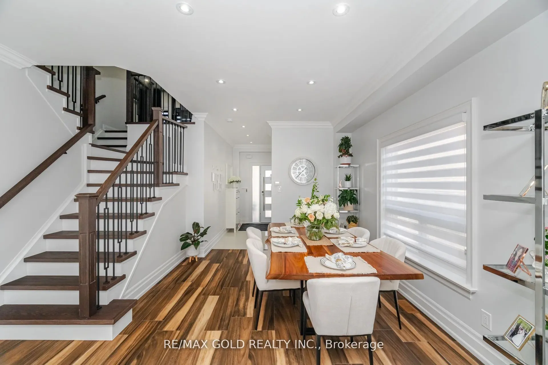 10 Cloverlawn Street