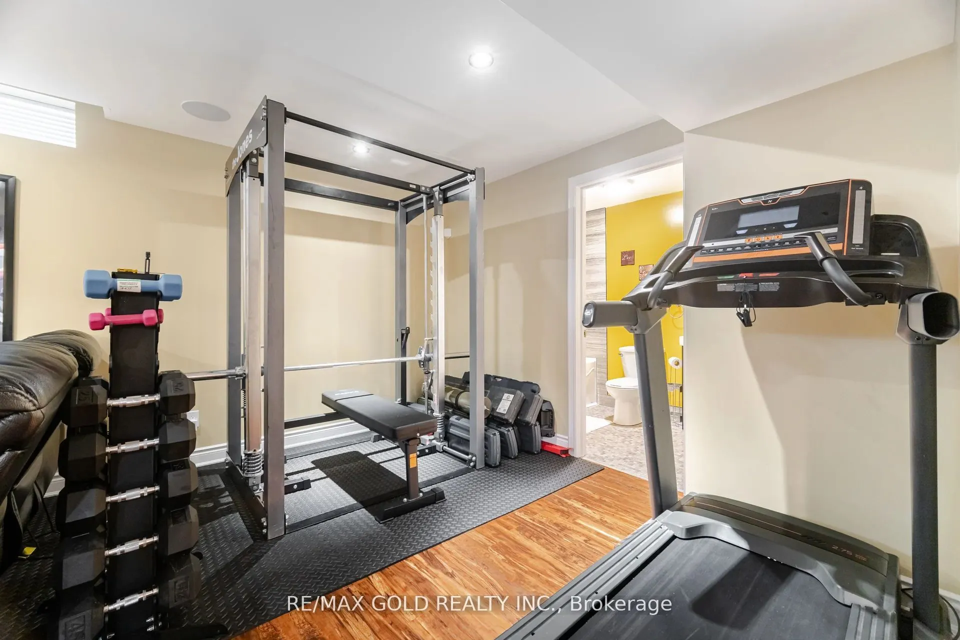 10 Cloverlawn Street